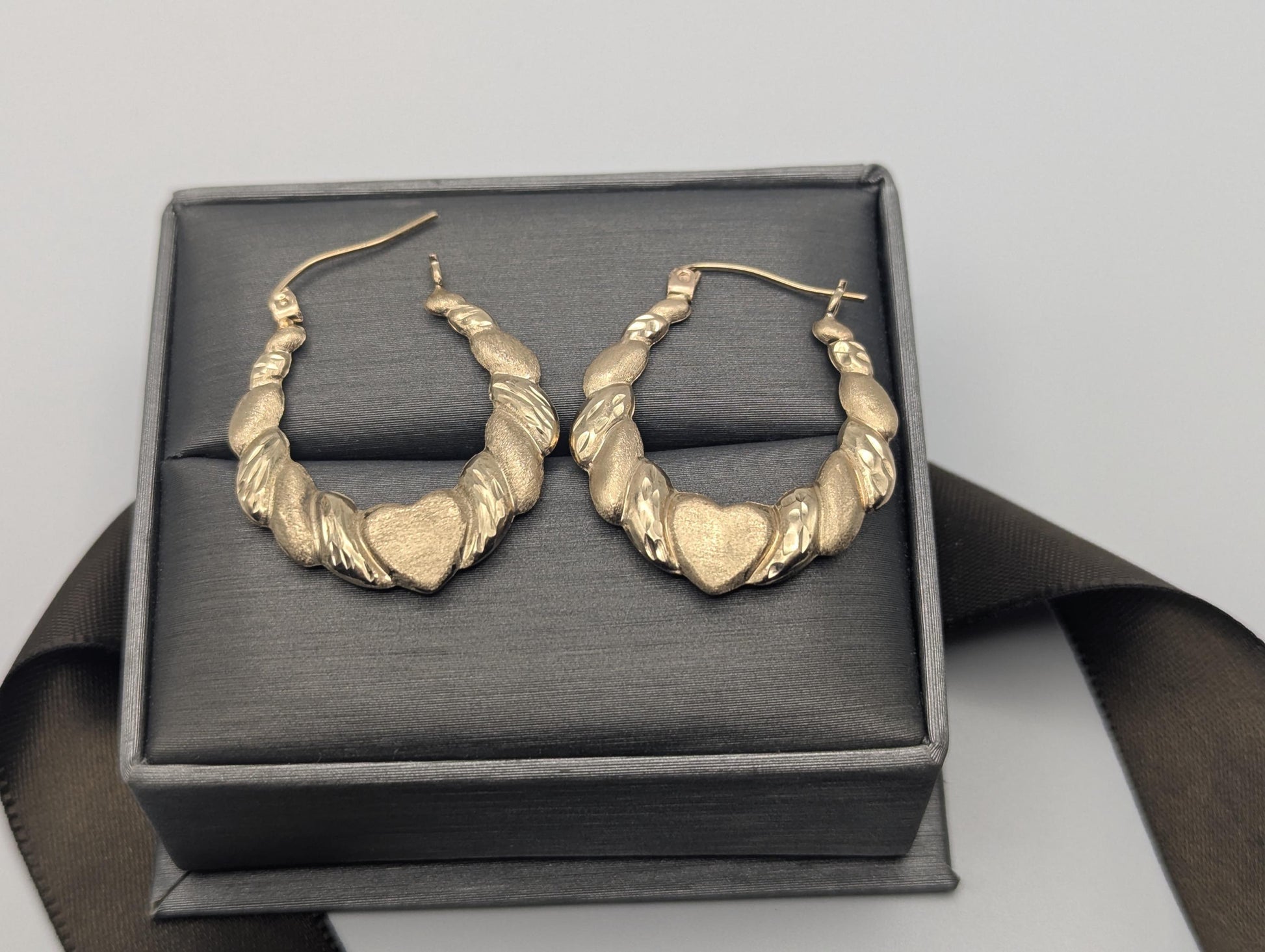 Large 10k Yellow Gold Shrimp Heart Love Hoop Earrings Gold Hoops.