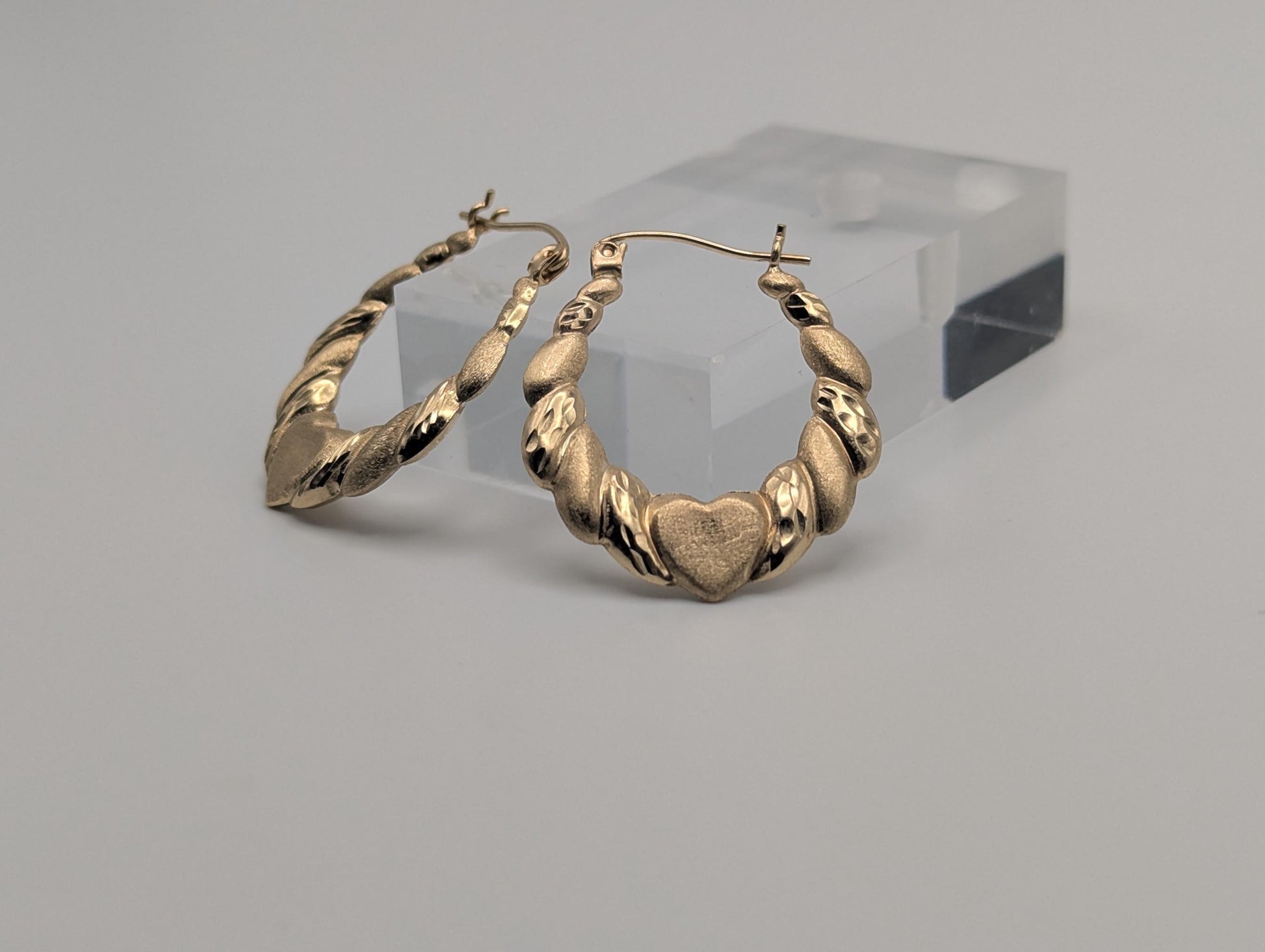 Large 10k Yellow Gold Shrimp Heart Love Hoop Earrings Gold Hoops.