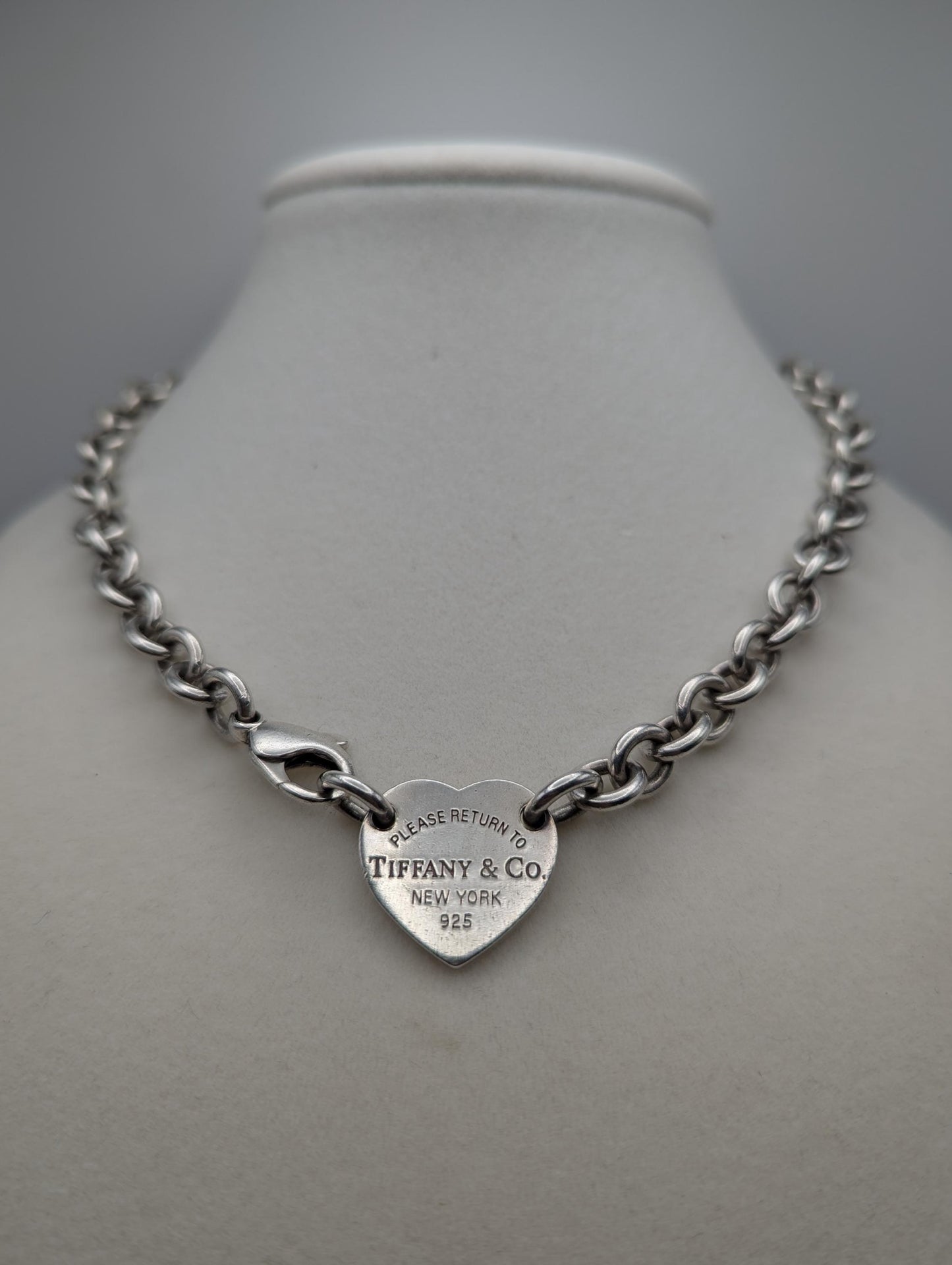 Tiffany & Co Heart Tag Necklace w Original Box. Vintage Tiffany Co Sterling