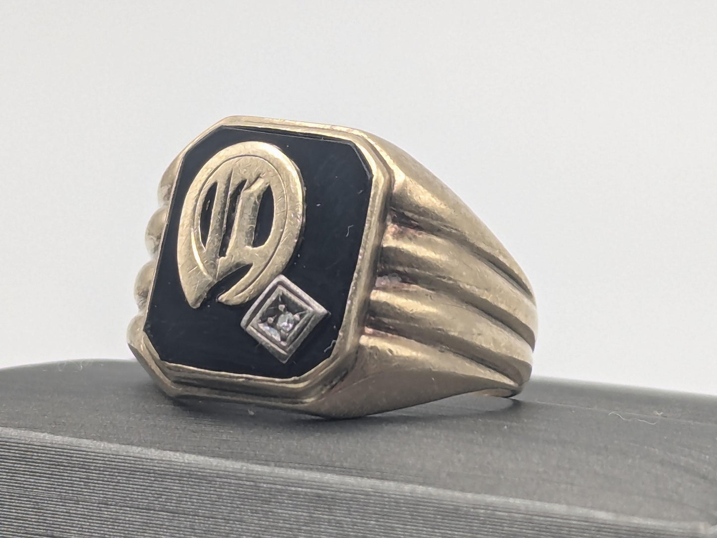 Vintage 10k White Gold Monogram Letter A Black Onyx Diamond Ring Pinky Ring
