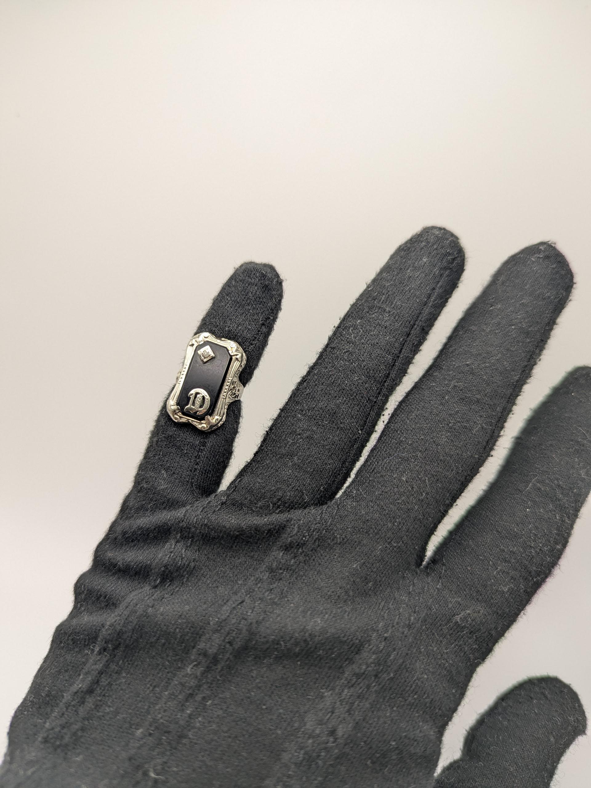 Vintage 10k White Gold Monogram Letter D Black Onyx Diamond Ring Pinky Ring