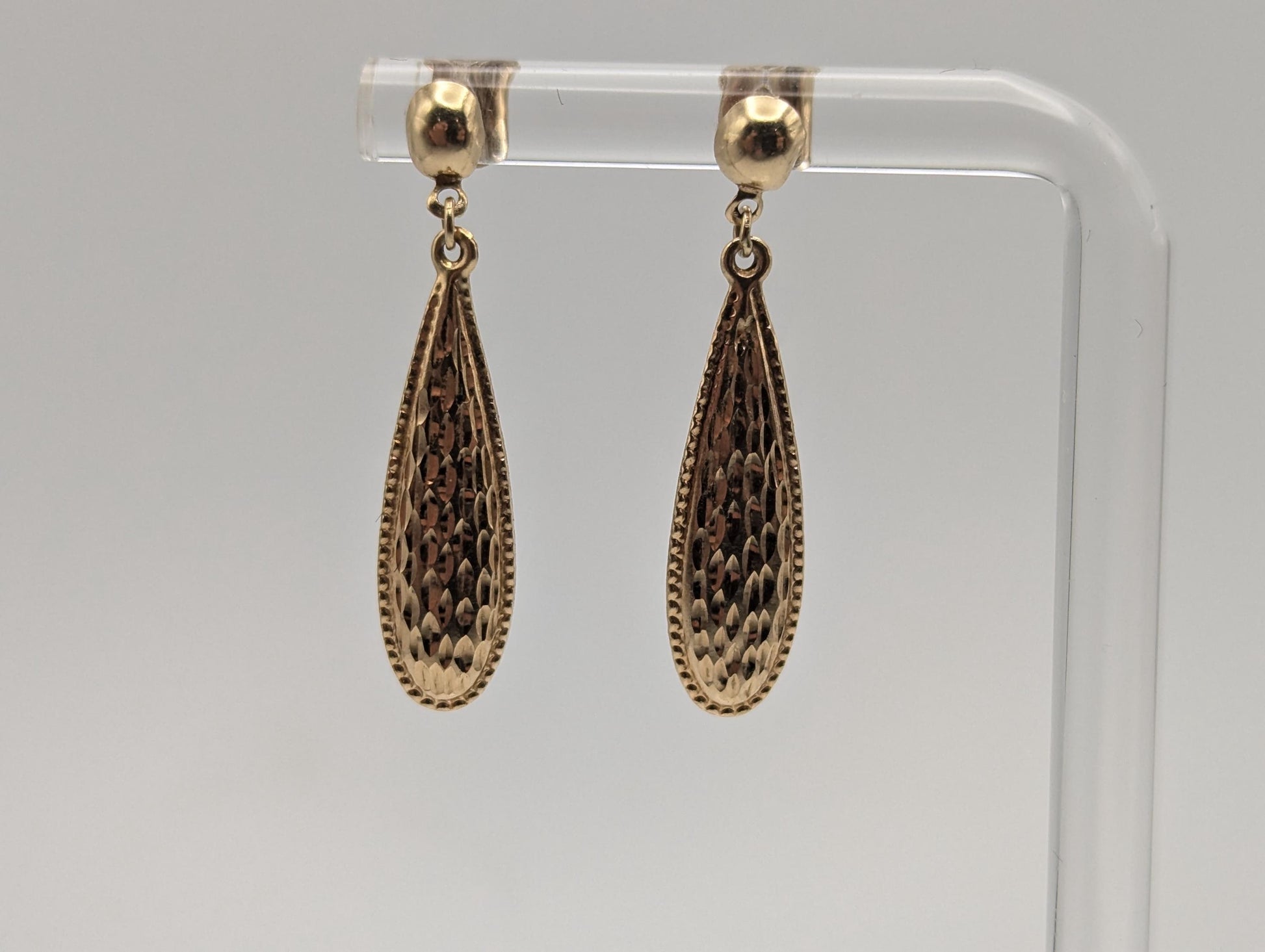 Vintage 14K Solid Yellow Gold Dangle Earrings Drop Earrings Tear-Drop Dangle