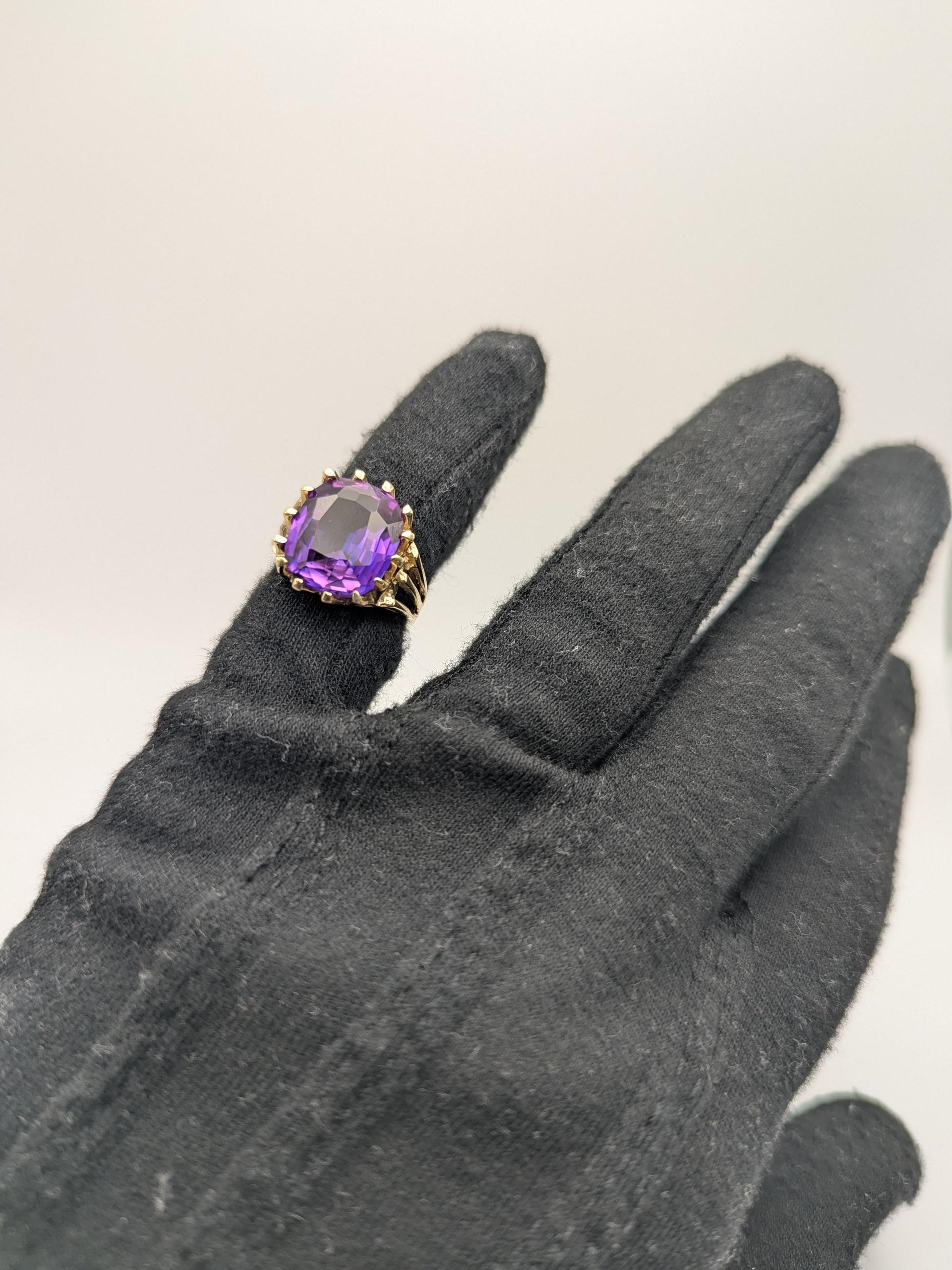 Wow! 10k Yellow Gold Purple Sapphire Ring Vintage Promise Wedding Cocktail Band