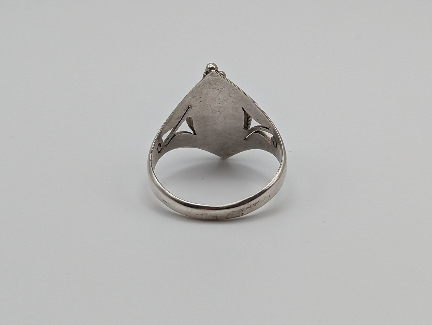 Sterling Silver Natural Raw Turquoise Ring.Vintage Sterling Silver Oval Turquoise Ring. Sterling Silver Boho Raw Turquoise Handmade Band.