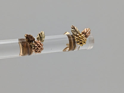 Black Hills Gold Traditional 14k Gold Grape Cluster Earrings With Post Design 14k Rose Gold Black Hills Gold Grape Cluster Earrings