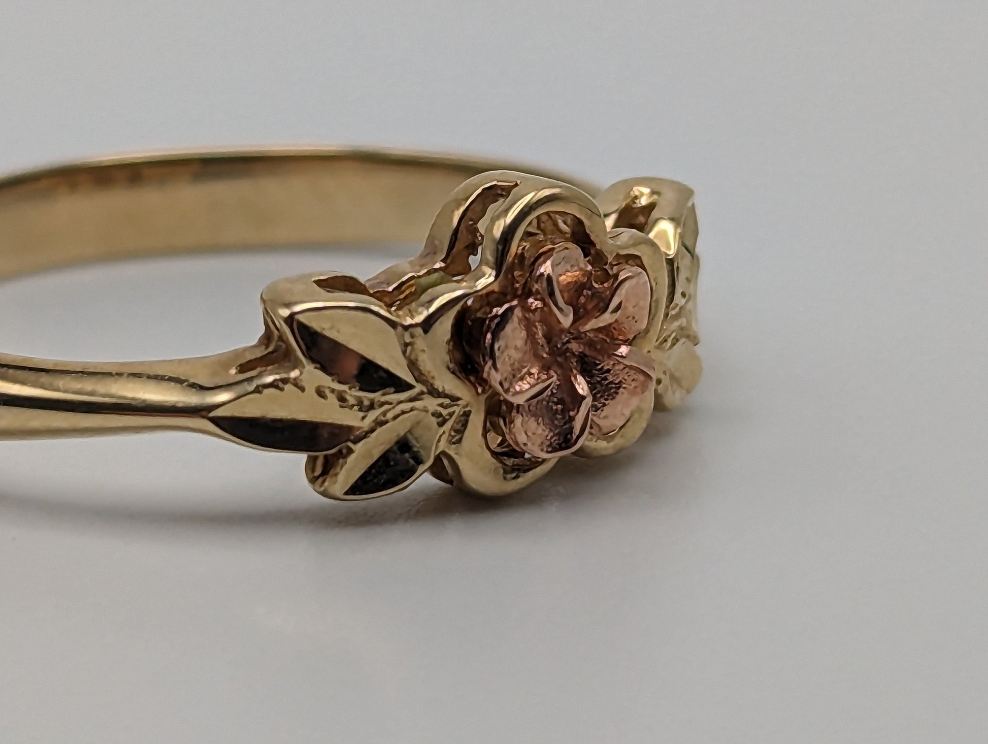 14k Tri Color Beverly Hills Gold Rose Ring. Gold Rose Ring. Flower Ring. 14k Rose Ring.