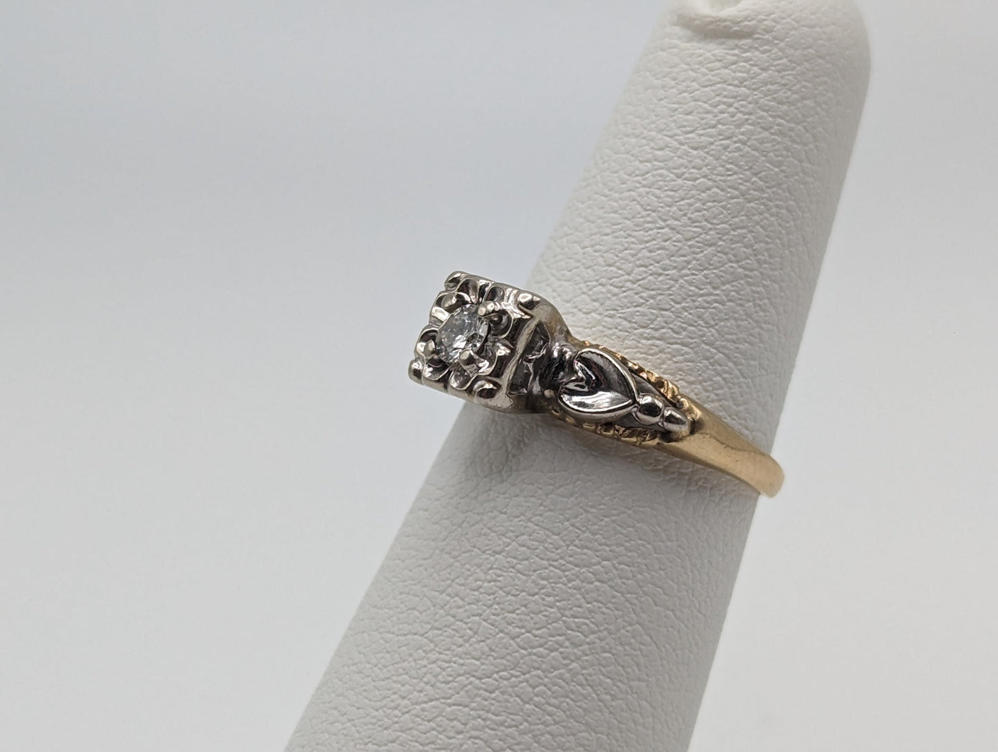 Antique Art Deco 14k White and Yellow Gold Diamond Ring. 14k White and Yellow Gold Diamond Wedding Band. Engagement Ring.