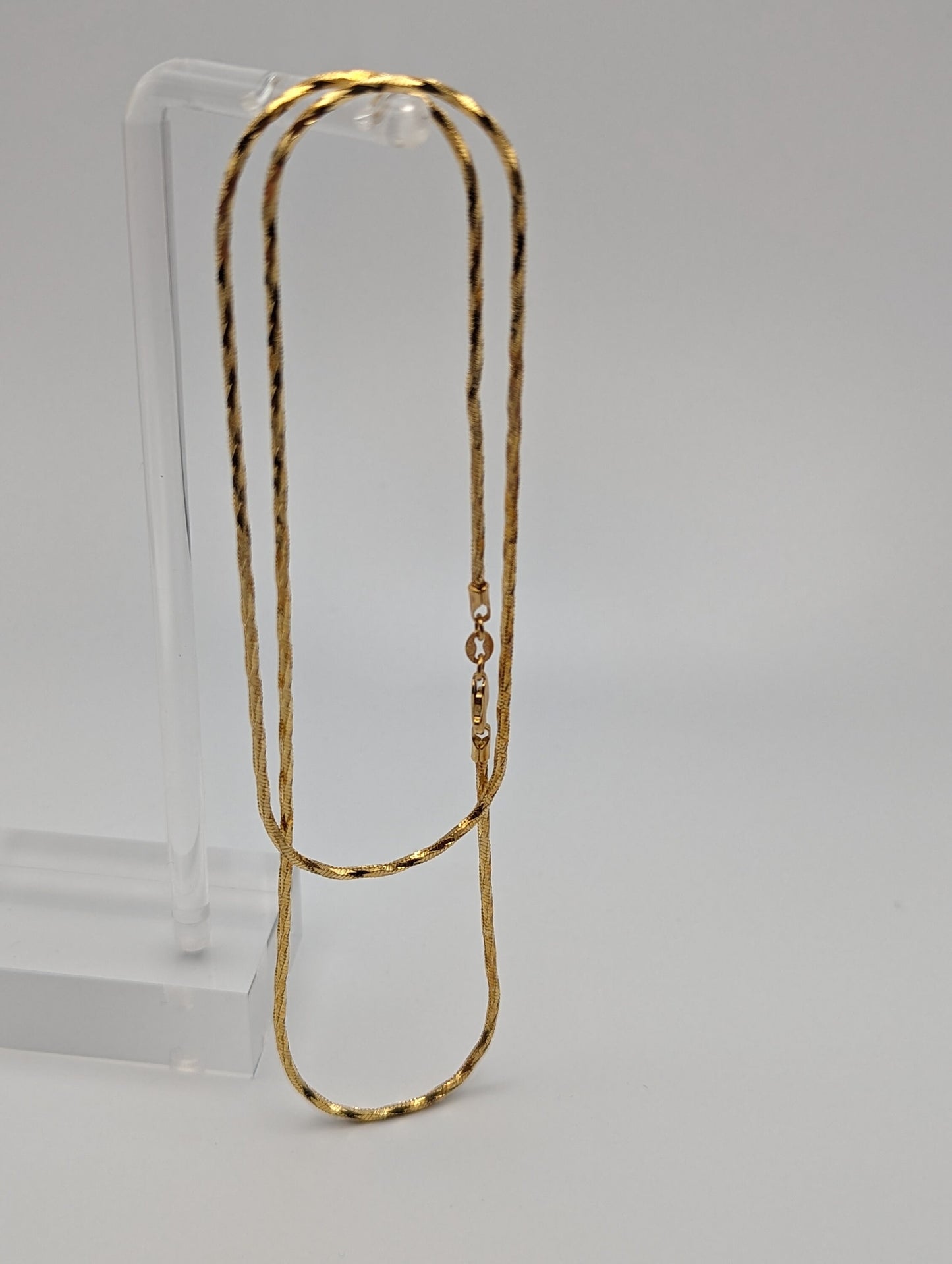 Unique 8gr 14k Italian MILOR Ladies Omega Snake Necklace. Italy Omega Snake Chain