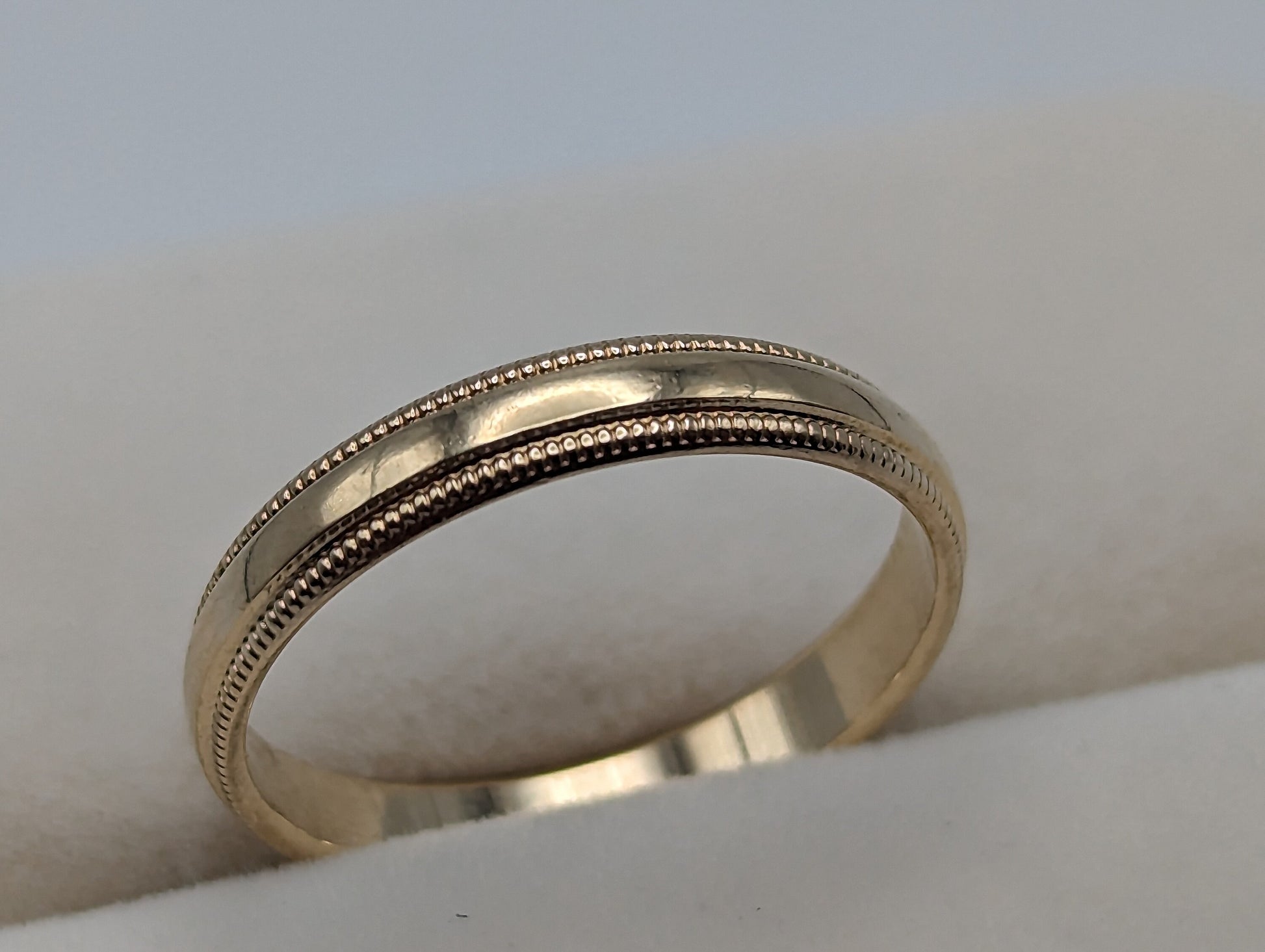 10k 3mm Milgrain Half Round Bead Wedding Band. 10k Yellow Gold Milgrain Bead Band. Yellow Gold Wedding Engagement Band Unisex Wedding Band.