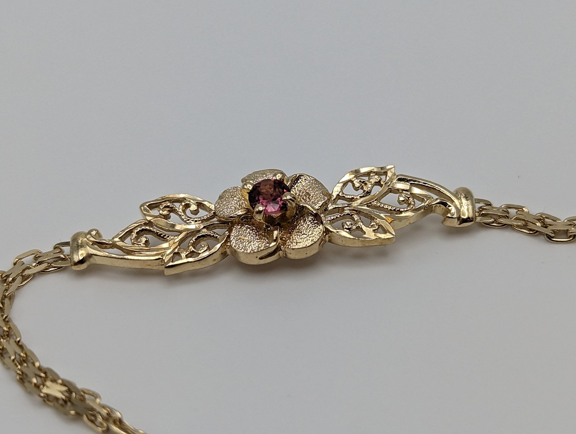 14k OroAmerica Gold Flower Pink Tourmaline Bracelet. 14k Womens Flower Bracelet. Pink Tourmaline Flower Beverly Hills Bracelet.