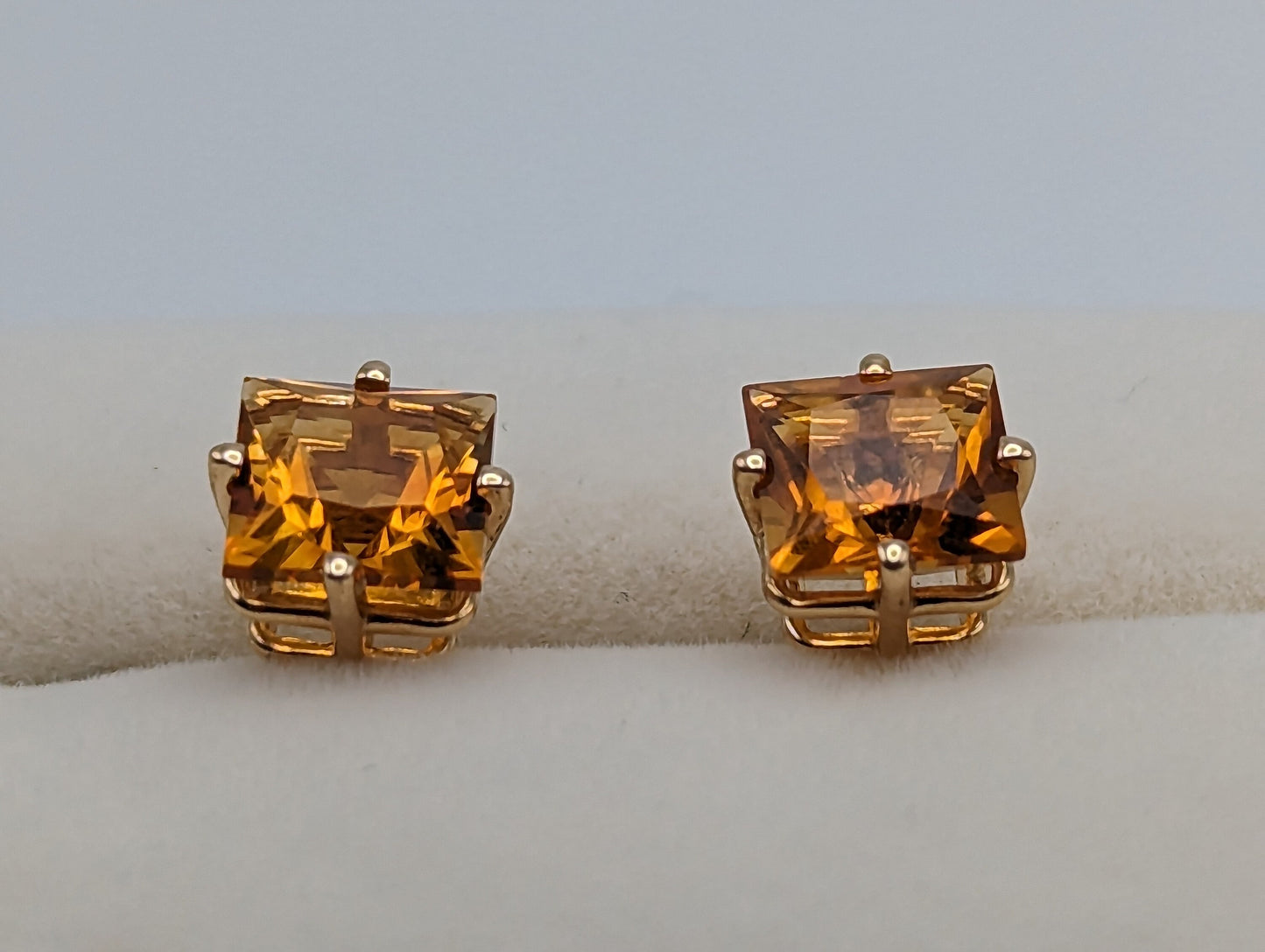 14k Yellow Gold Princess Cut Citrine Studs. 14k Citrine Studs. Dainty Citrine Earrings. 14k Yellow Gold Orange Gemstone Earrings.