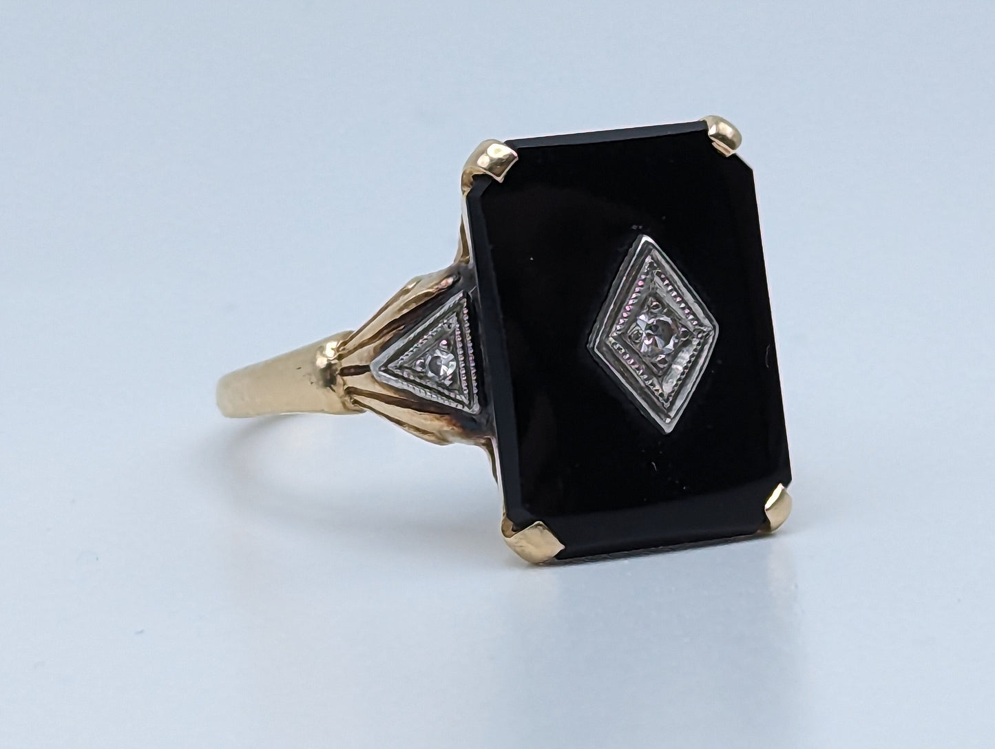 Vintage 4.6gr Yellow Gold 14k Rectangle Black Onyx Diamond Ring Midnight Black Onyx Diamond Ring. 14k Vintage Diamond Onyx Art Deco Ring