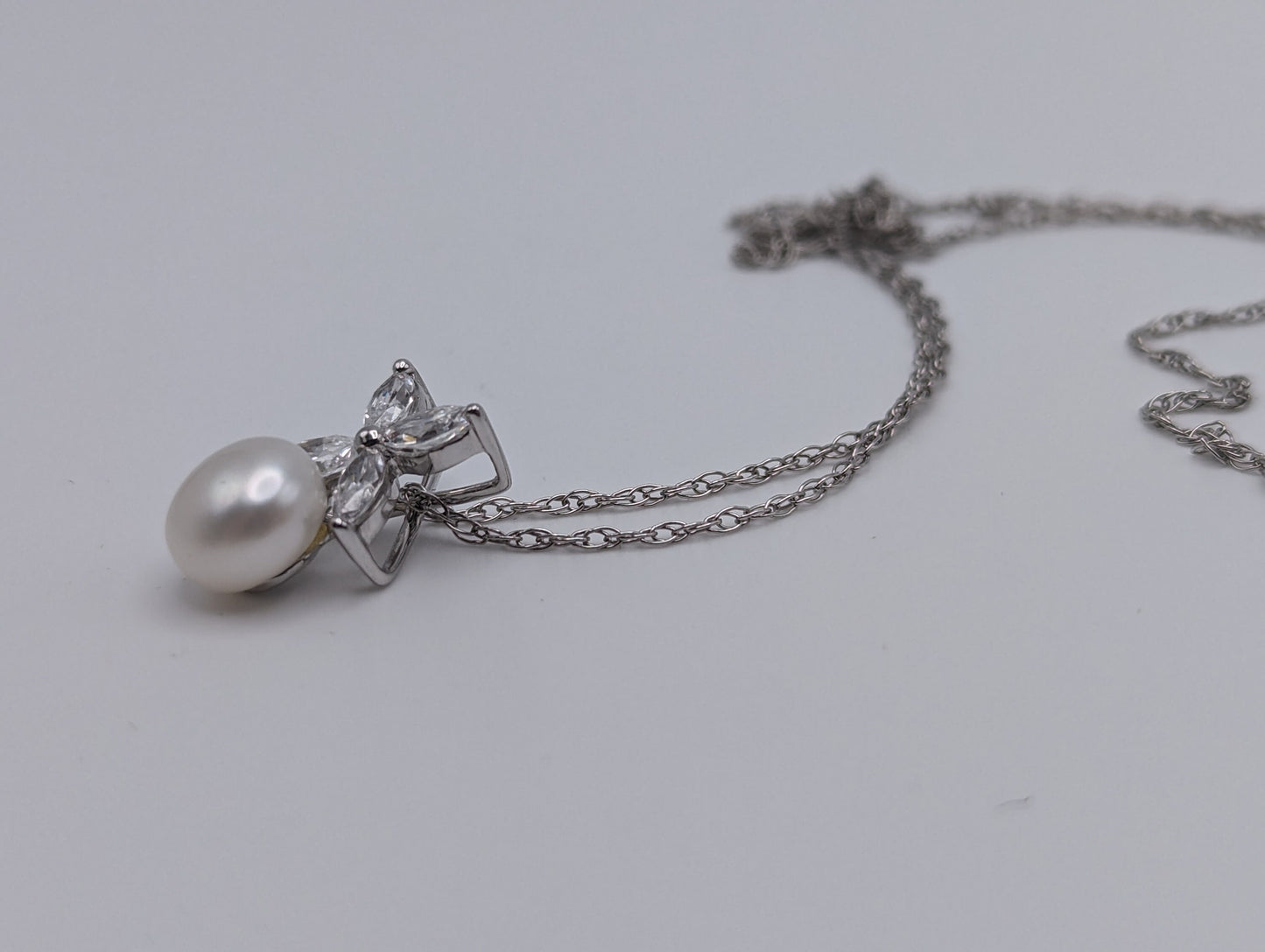 14k White Gold Pearl Necklace CZs. 14k Gold Pearl Pendant. 14k Womens Pearl Pendant + 14k White Gold 20" Chain.