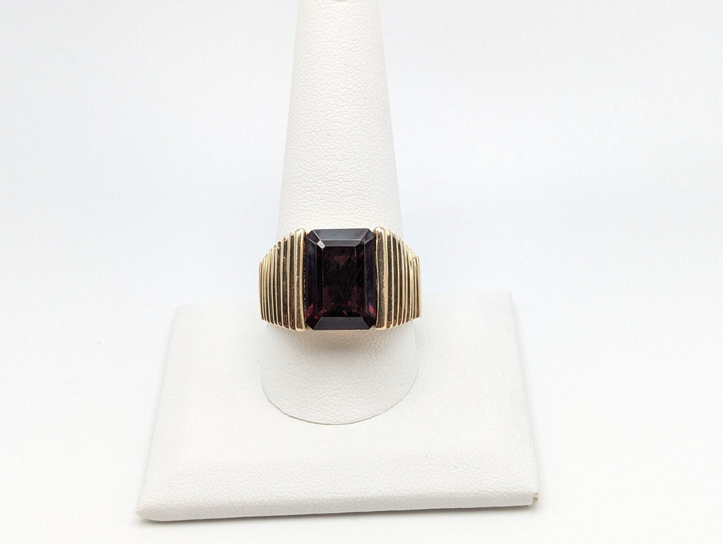 14k Yellow Gold Heavy 13gr Emerald Cut Garnet Chanel Setting Ring. 14k Garnet Mens Signet Ring.