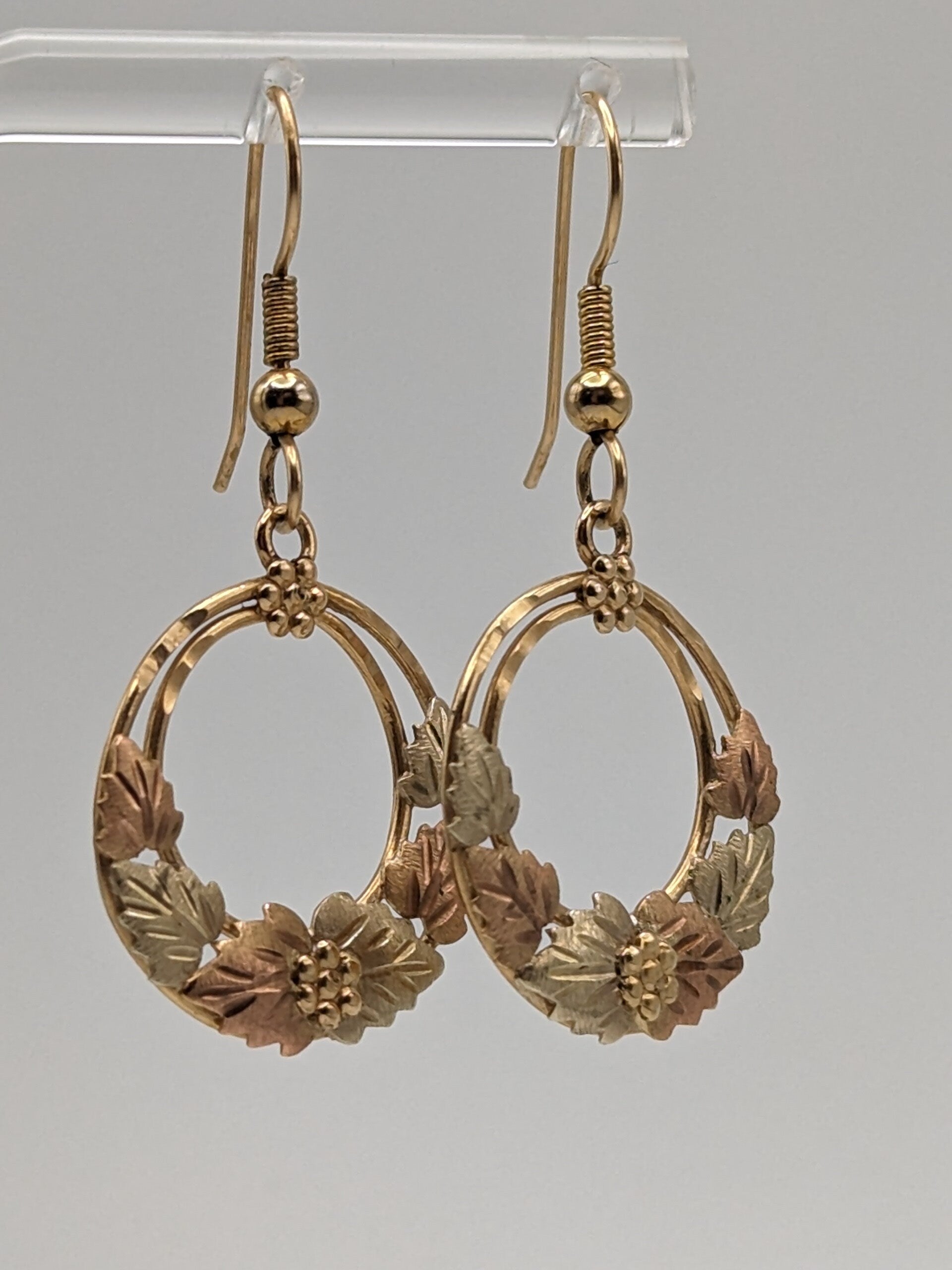 10k 12k Black Hills Gold Traditional Gold Vine Hoop Earrings Rose Gold Black Hills Gold Trio Gold Vine Wreath Leaf Earrings