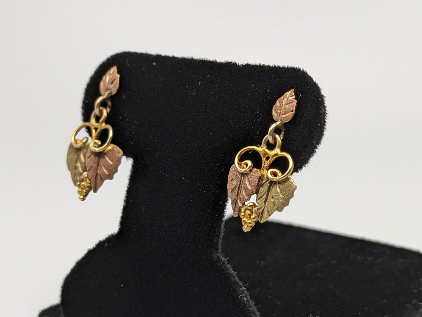 Black Hills Gold Traditional 12k Gold Vine Earrings Post Design Rose Gold Black Hills Gold Trio Gold Vine Leaf Earrings