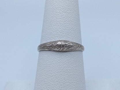 Sterling Silver Etched Design Ring. Vintage Sterling Silver Ring. Sterling Silver Minimalist Ring.