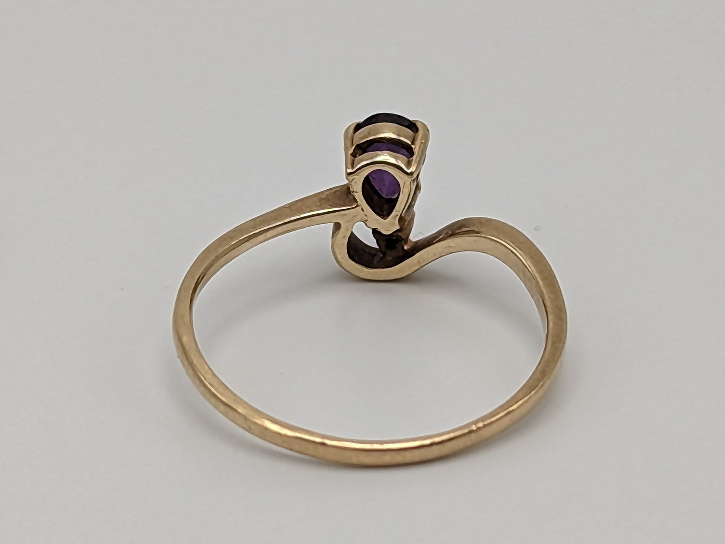 10k Yellow Gold Amethyst Diamond Ring. 10k Vintage Amethyst Promise Ring. Women's Yellow Gold Amethyst Diamond Ring