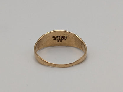 Black Hills Gold Ring 10k Multi-tone Gold Black Hills Signet Ring. 10k/12k Black Hill Band. Rose Gold Flower Vine Ring.