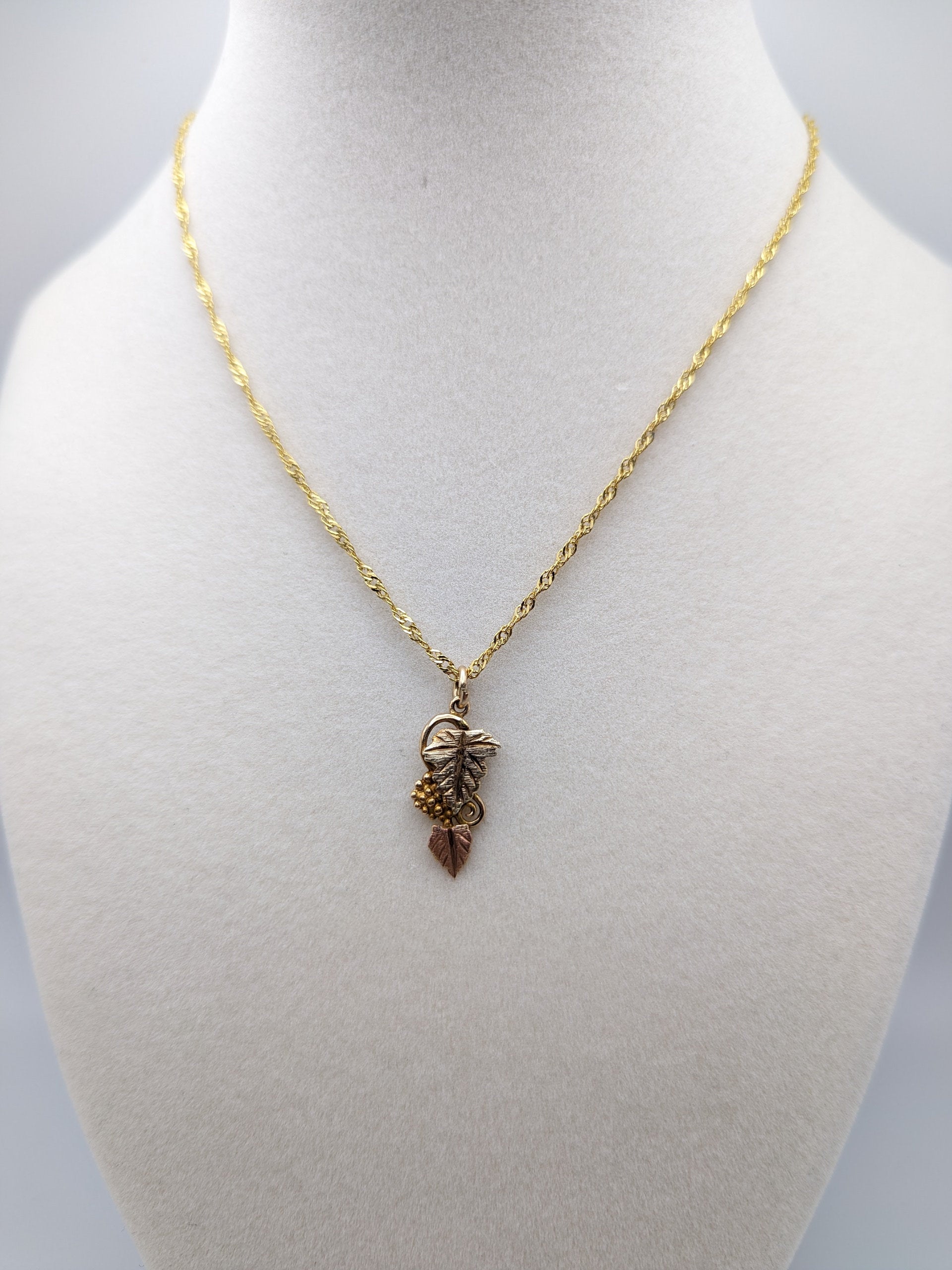 10k 12k Black Hills Rose Gold Leaf & Vine Pendant. 10k Black Hills Gold Rose Vine Pendant