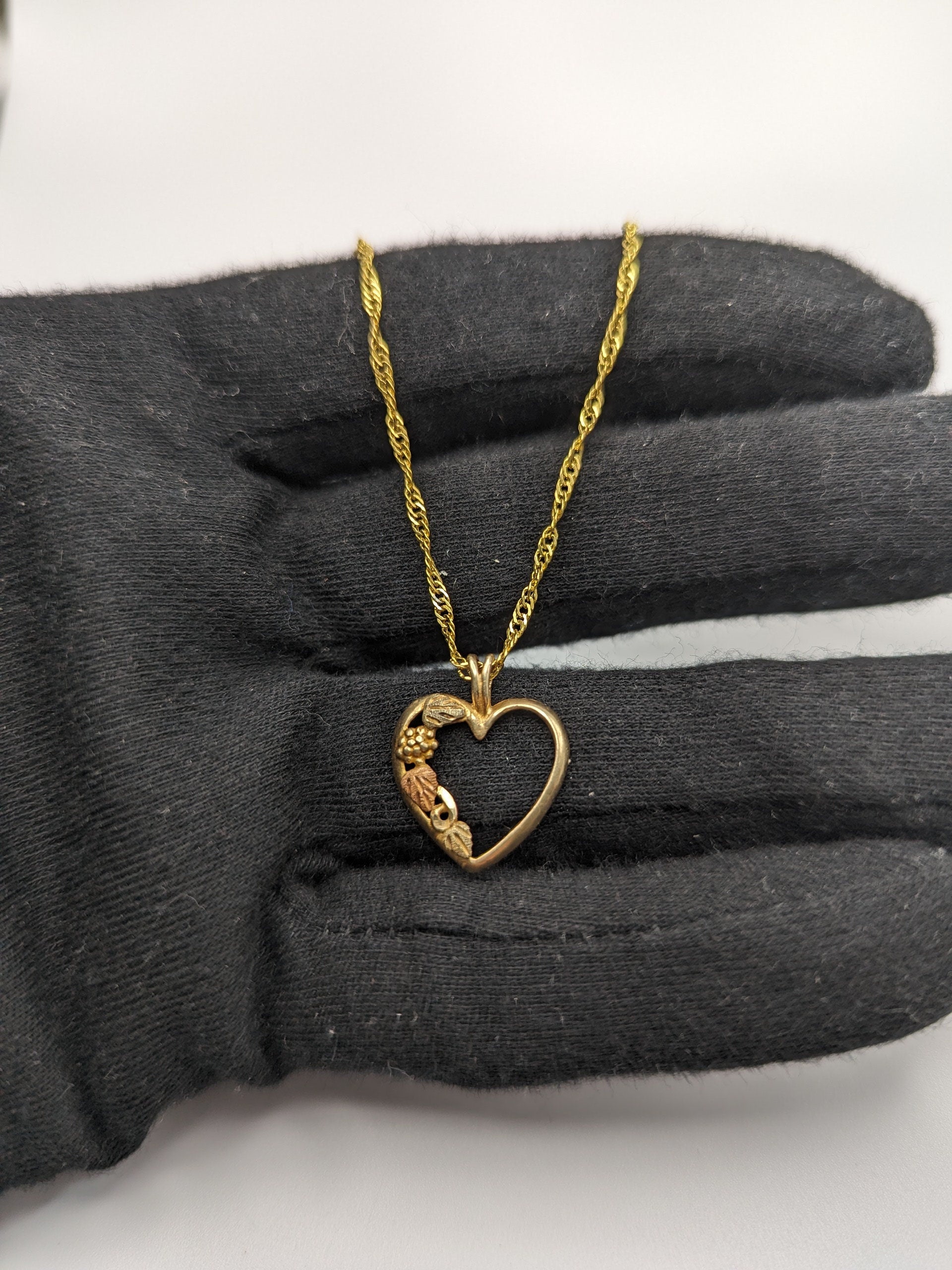 10k Black Hills Gold Heart Pendant. 10k Heart Vine and Leaf Pendant.