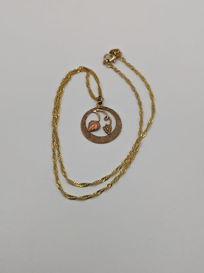 10k 12k Black Hills Rose Gold Leaf & Vine Round Pendant Necklace. 10k Black Hills Gold Vine Necklace Pendant