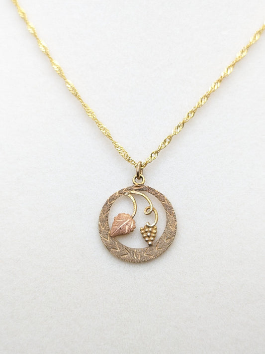 10k 12k Black Hills Rose Gold Leaf & Vine Round Pendant Necklace. 10k Black Hills Gold Vine Necklace Pendant