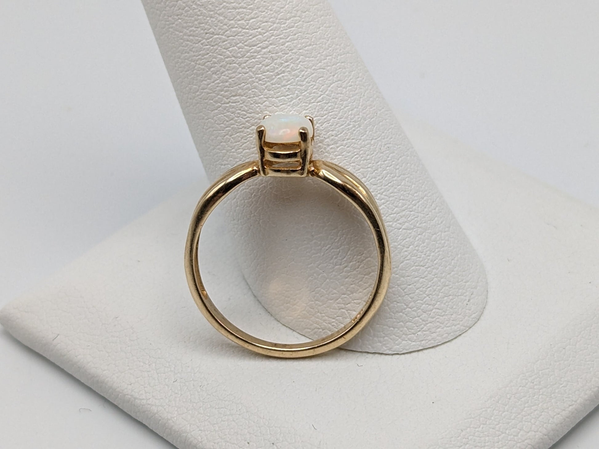 10k Yellow Gold Oval Opal Ring Wedding Statement Band