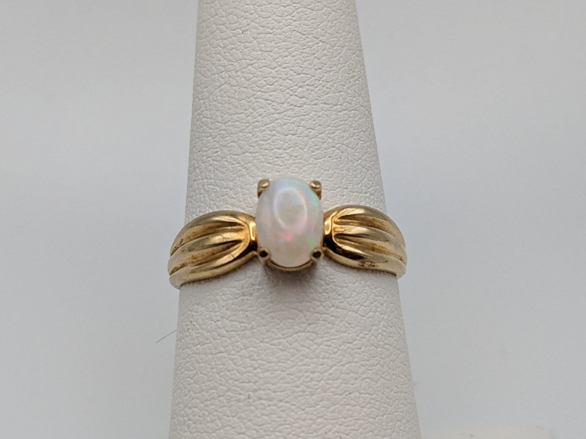 10k Yellow Gold Oval Opal Ring Wedding Statement Band