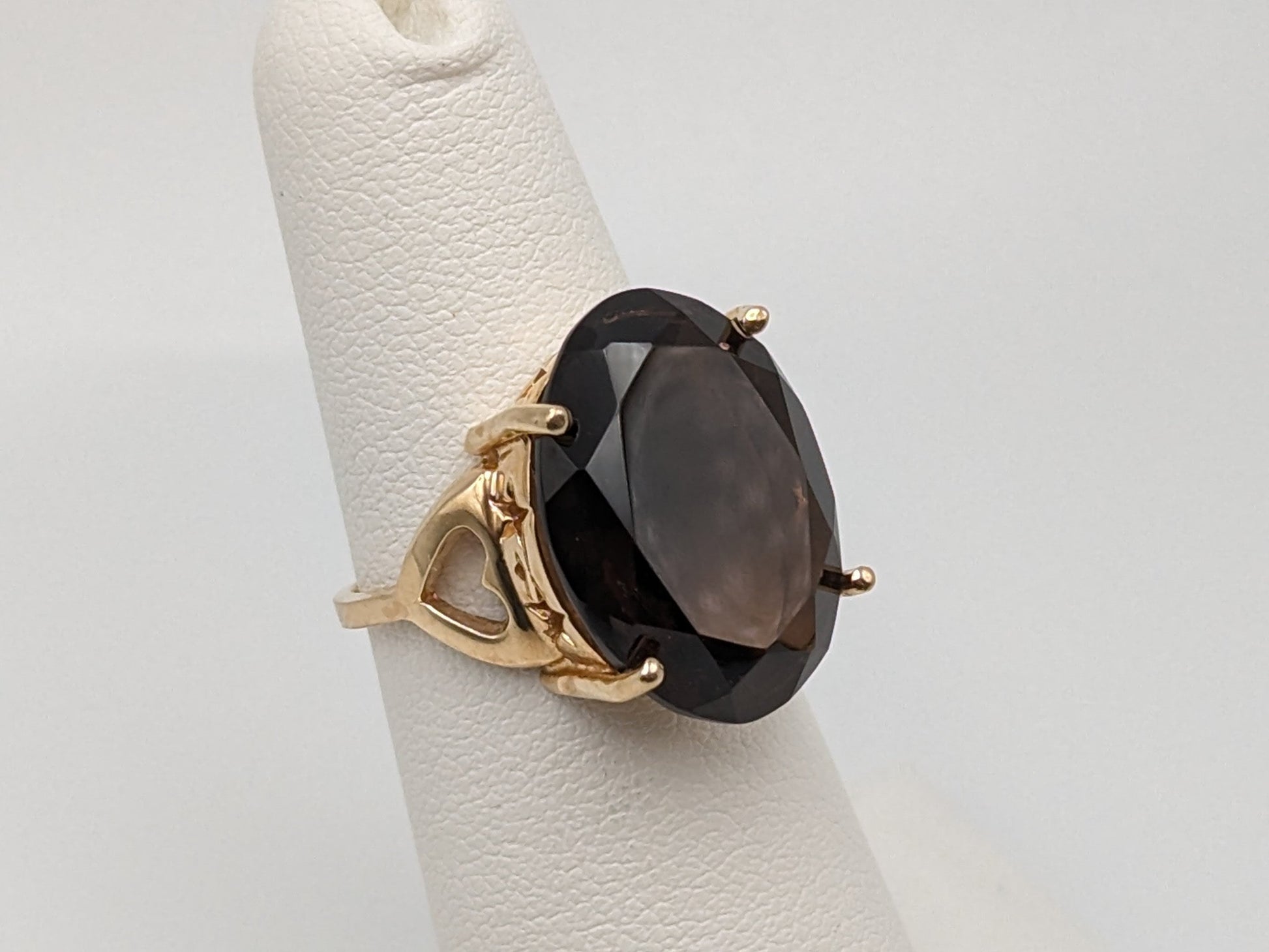 10k Yellow Gold Chocolate Smokey Quartz Star Heart Oval Quartz Statement Ring.