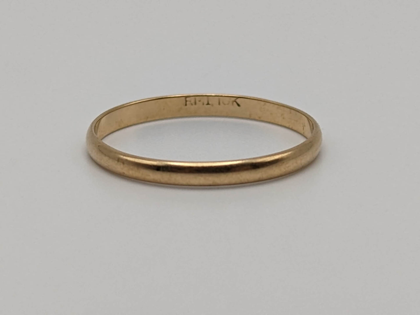 10k Yellow Gold Wedding Band. 10k Engagement Band Unisex Wedding Band.