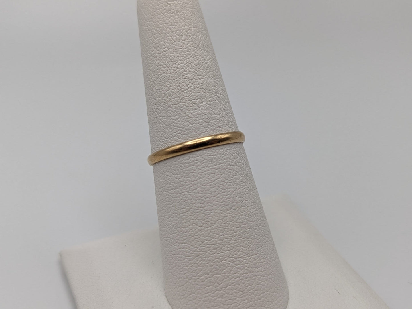 10k Yellow Gold Wedding Band. 10k Engagement Band Unisex Wedding Band.