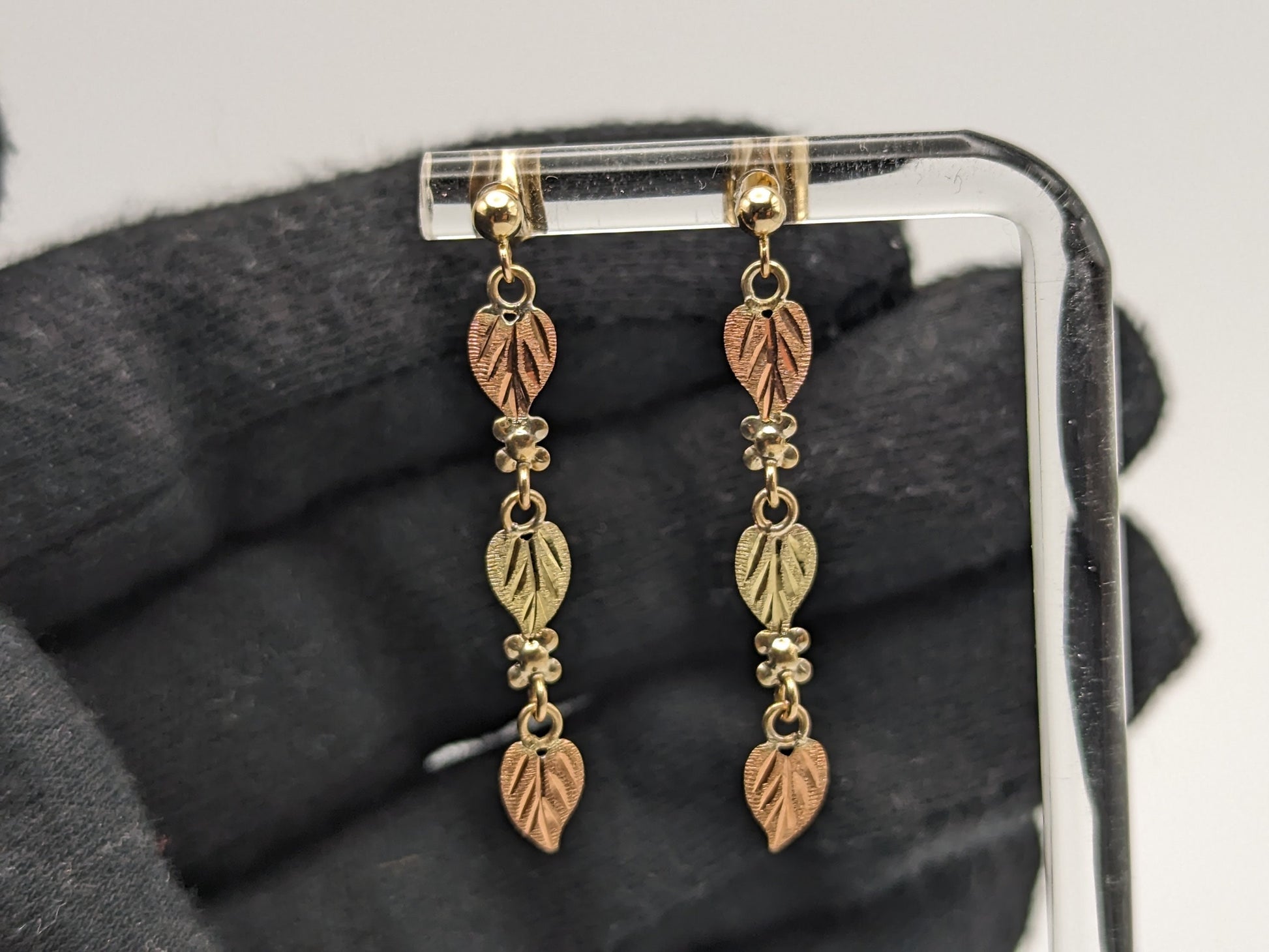 10k 12k Black Hills Gold Traditional Gold Vine Dangel Earrings Rose Gold Black Hills Gold Trio Gold Vine Leaf Earrings