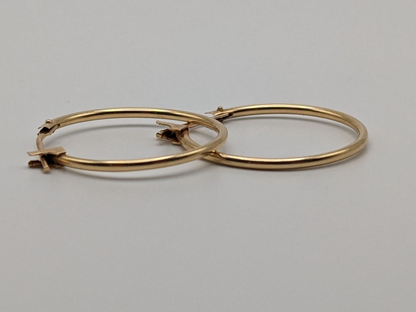 14k Yellow Gold Classic Medium Hoop Earrings Dainty Gold Hoops