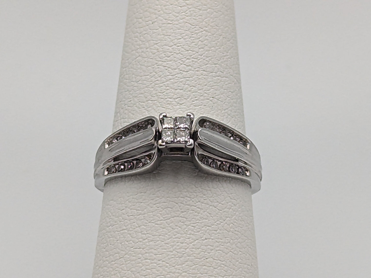 14K White Gold Princess Cut .25ct Diamond Engagement Bridal Ring Illusion Set Diamond Band