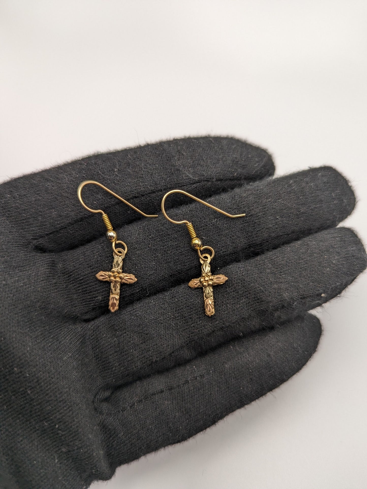 10k 12k Black Hills Gold Cross Dangle Earrings Multi Color Vintage Dangle Gold Cross Earrings BHG