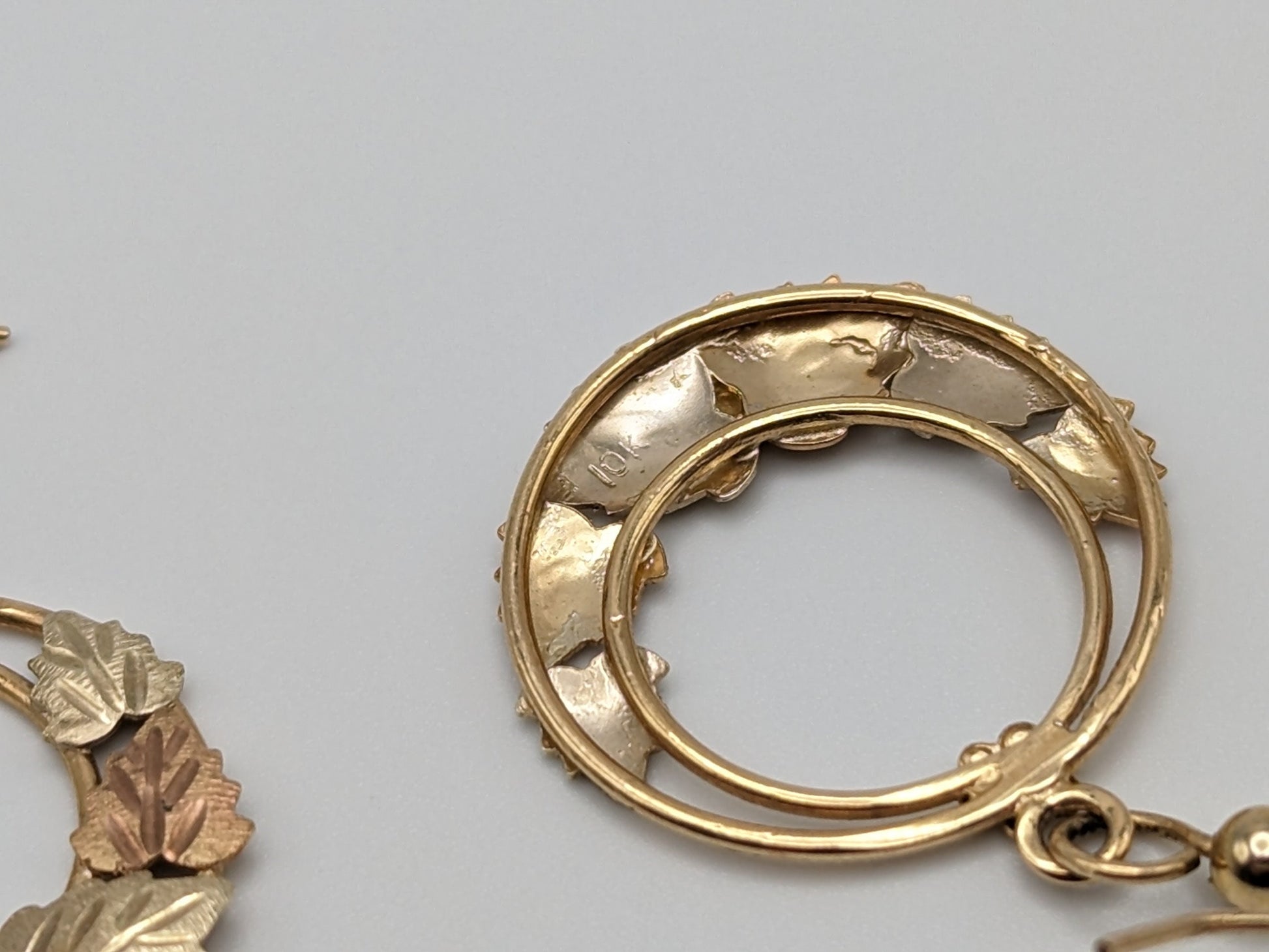 10k 12k Black Hills Gold Traditional Gold Vine Hoop Earrings Rose Gold Black Hills Gold Trio Gold Vine Wreath Leaf Earrings