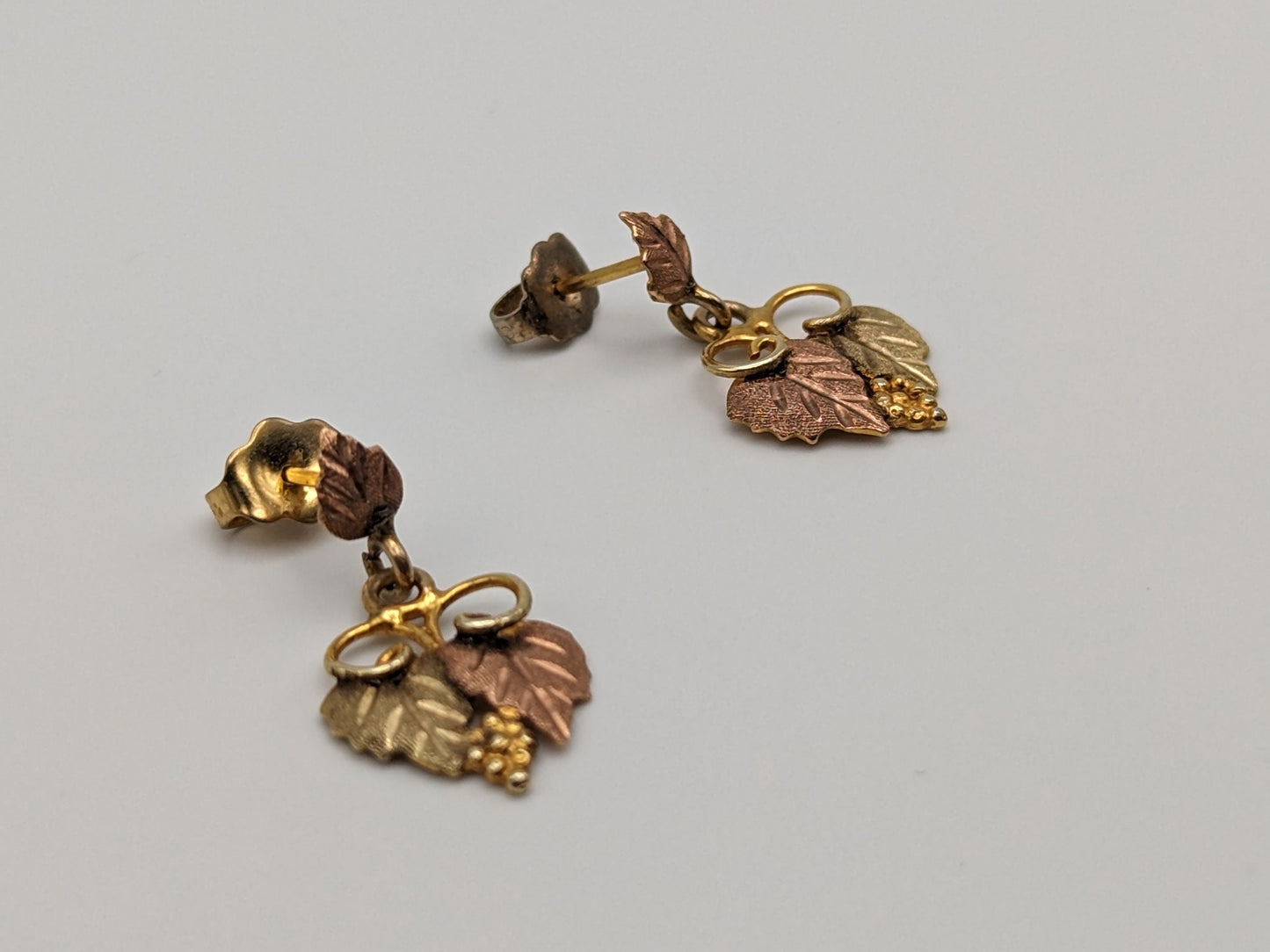 Black Hills Gold Traditional 12k Gold Vine Earrings Post Design Rose Gold Black Hills Gold Trio Gold Vine Leaf Earrings