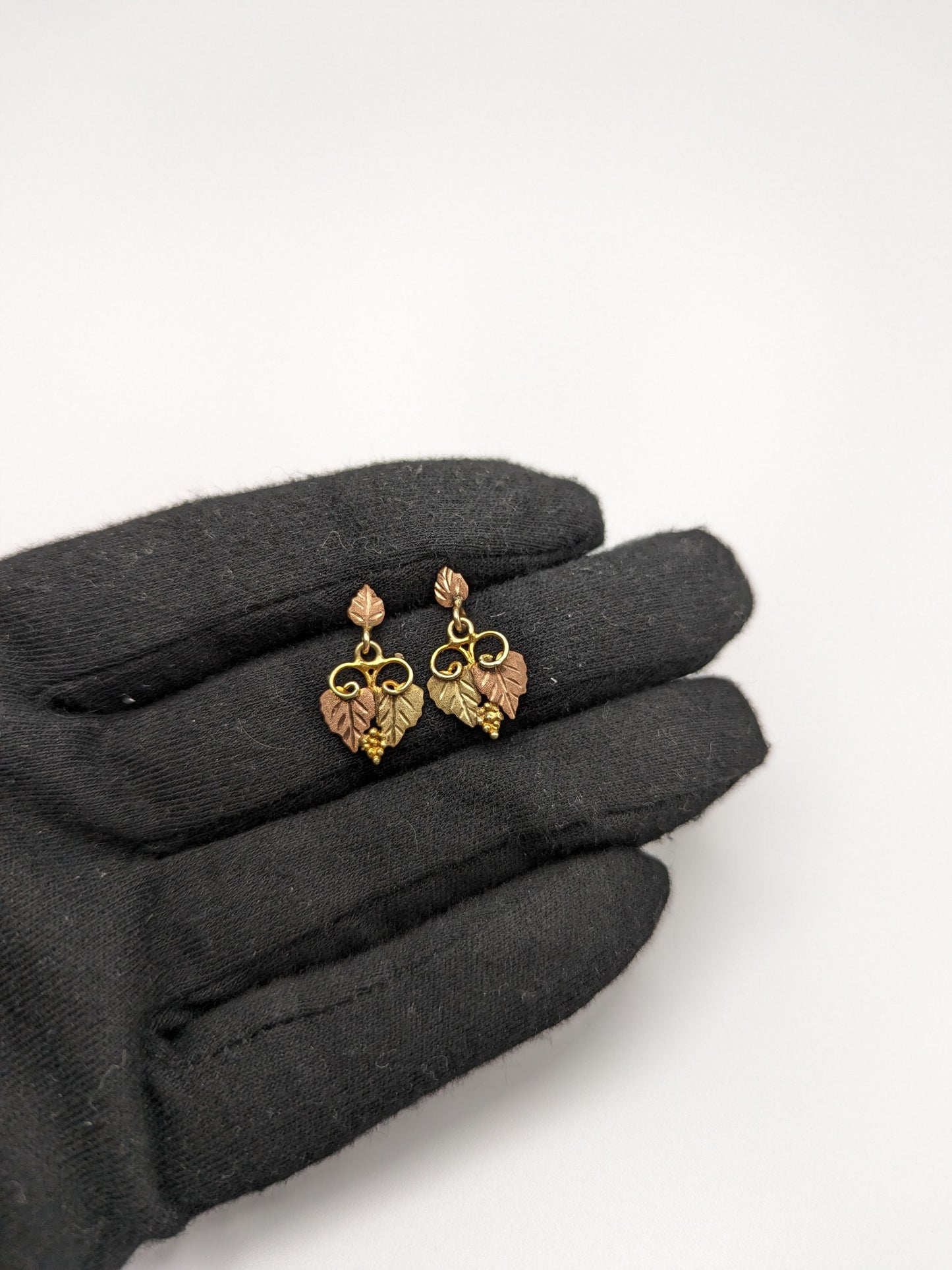 Black Hills Gold Traditional 12k Gold Vine Earrings Post Design Rose Gold Black Hills Gold Trio Gold Vine Leaf Earrings