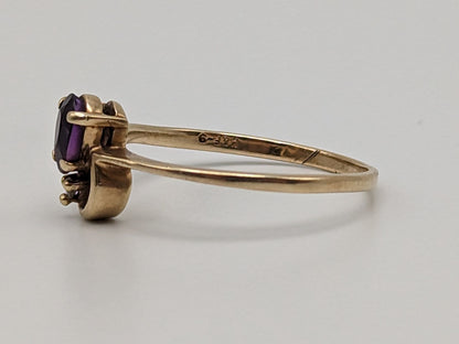 10k Yellow Gold Amethyst Diamond Ring. 10k Vintage Amethyst Promise Ring. Women's Yellow Gold Amethyst Diamond Ring