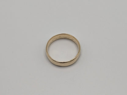 14k Heavy 6.2 grams Yellow Gold 5.6 mm Wedding Band Comfort Fit Wedding Ring Anniversary Ring Band. Classic Gold Wedding Ring