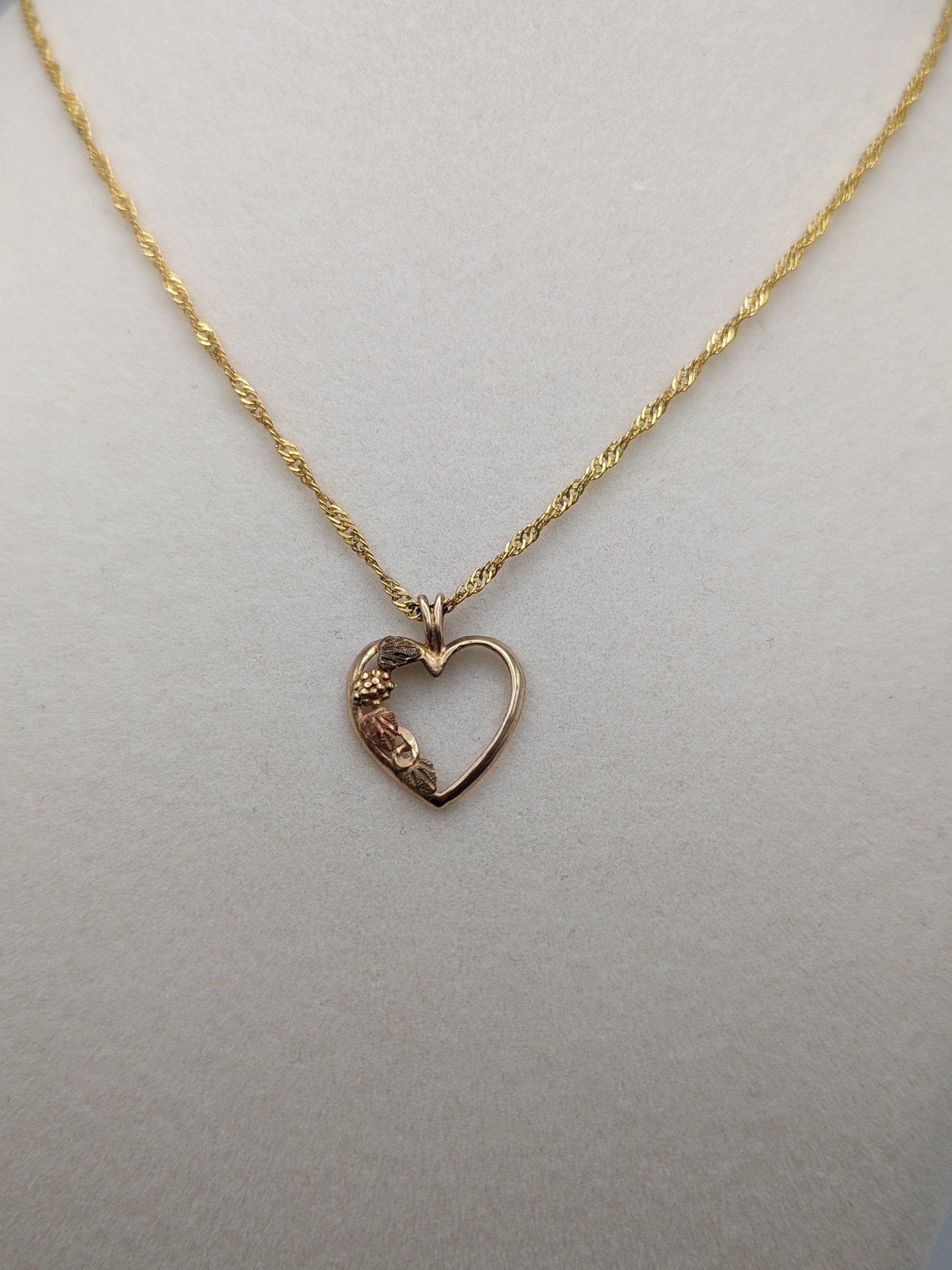 10k Black Hills Gold Heart Pendant. 10k Heart Vine and Leaf Pendant.