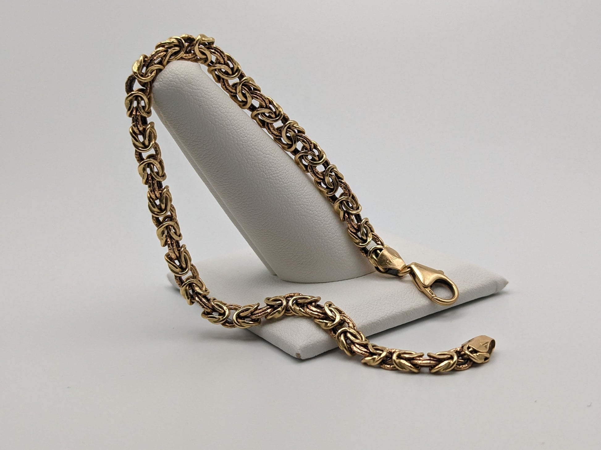 14k Gold MILOR Italian 6.8 Gr 5.3mm Spiga Bracelet 8" Yellow Gold Spiga Link Chain.