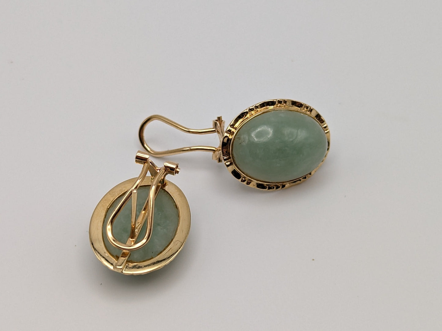 14K Gold Green Jade Button Stud Earrings Fancy Clips. 14k Green Button Earrings.