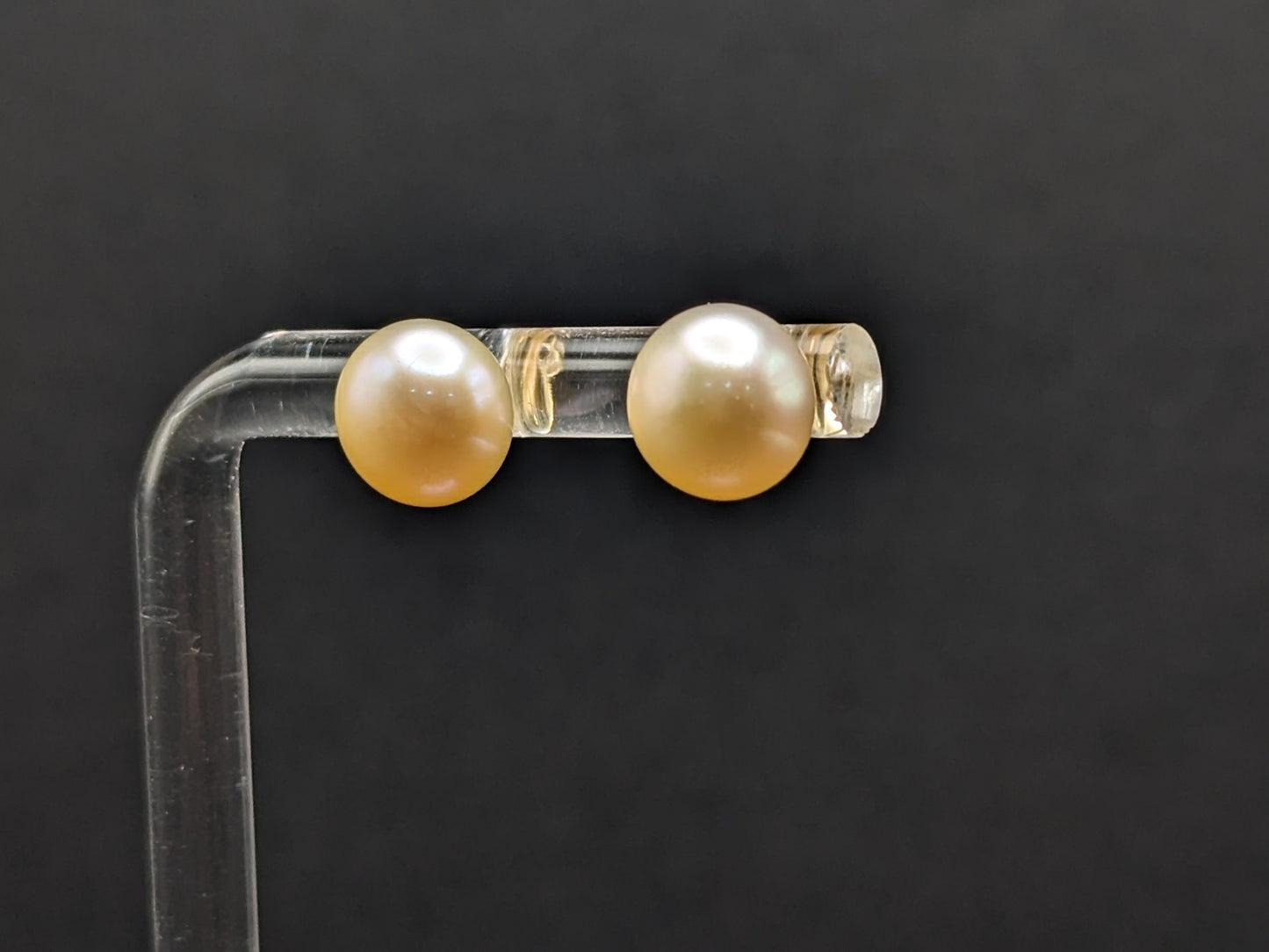 14k Yellow Gold Pearl Stud Earrings. Pink Pearl Studs 8.5 mm