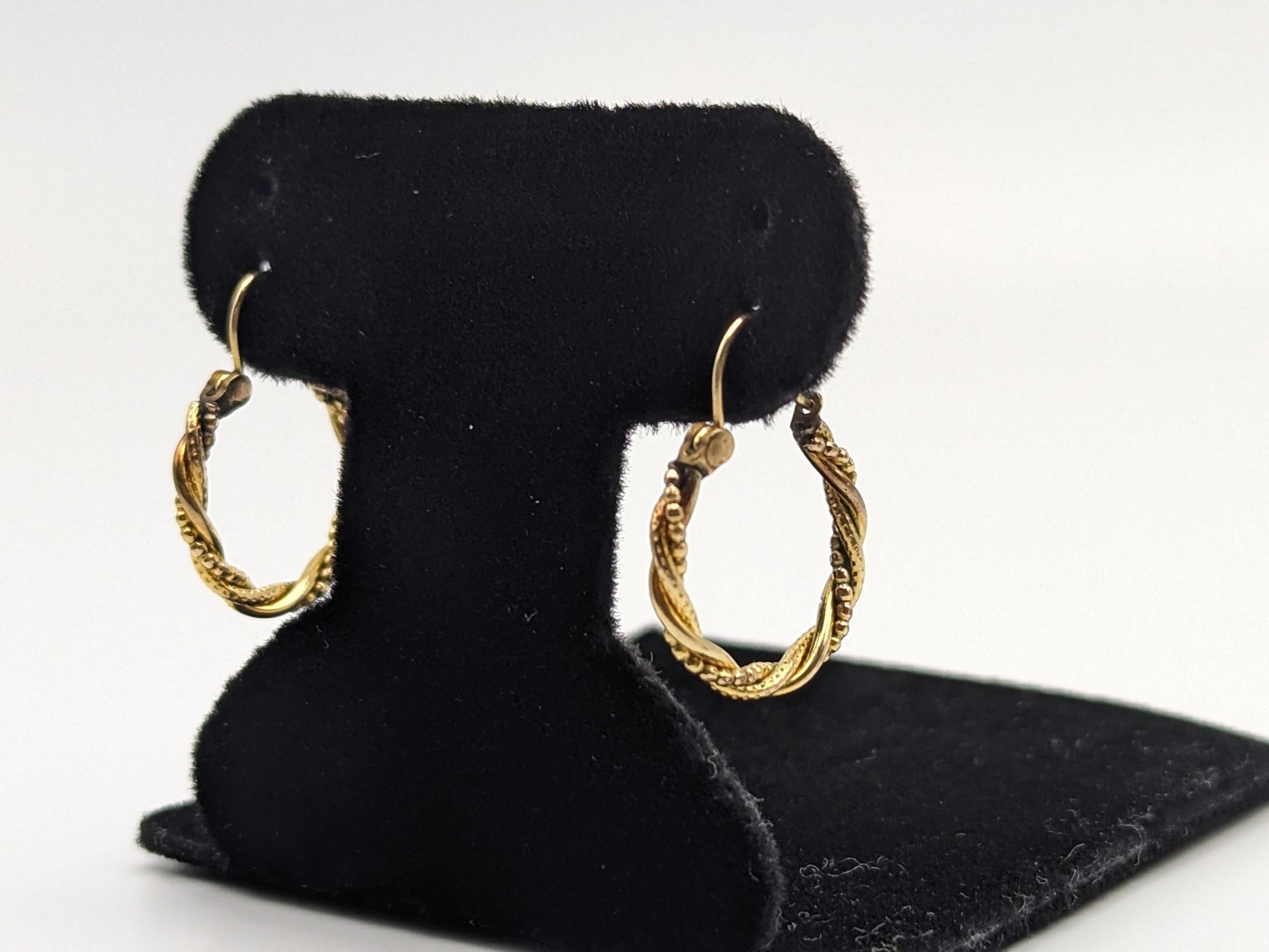 14k Gold Twisted Rope Hoop Earrings. Wire Hoop Earrings Real Solid 14K Yellow Gold