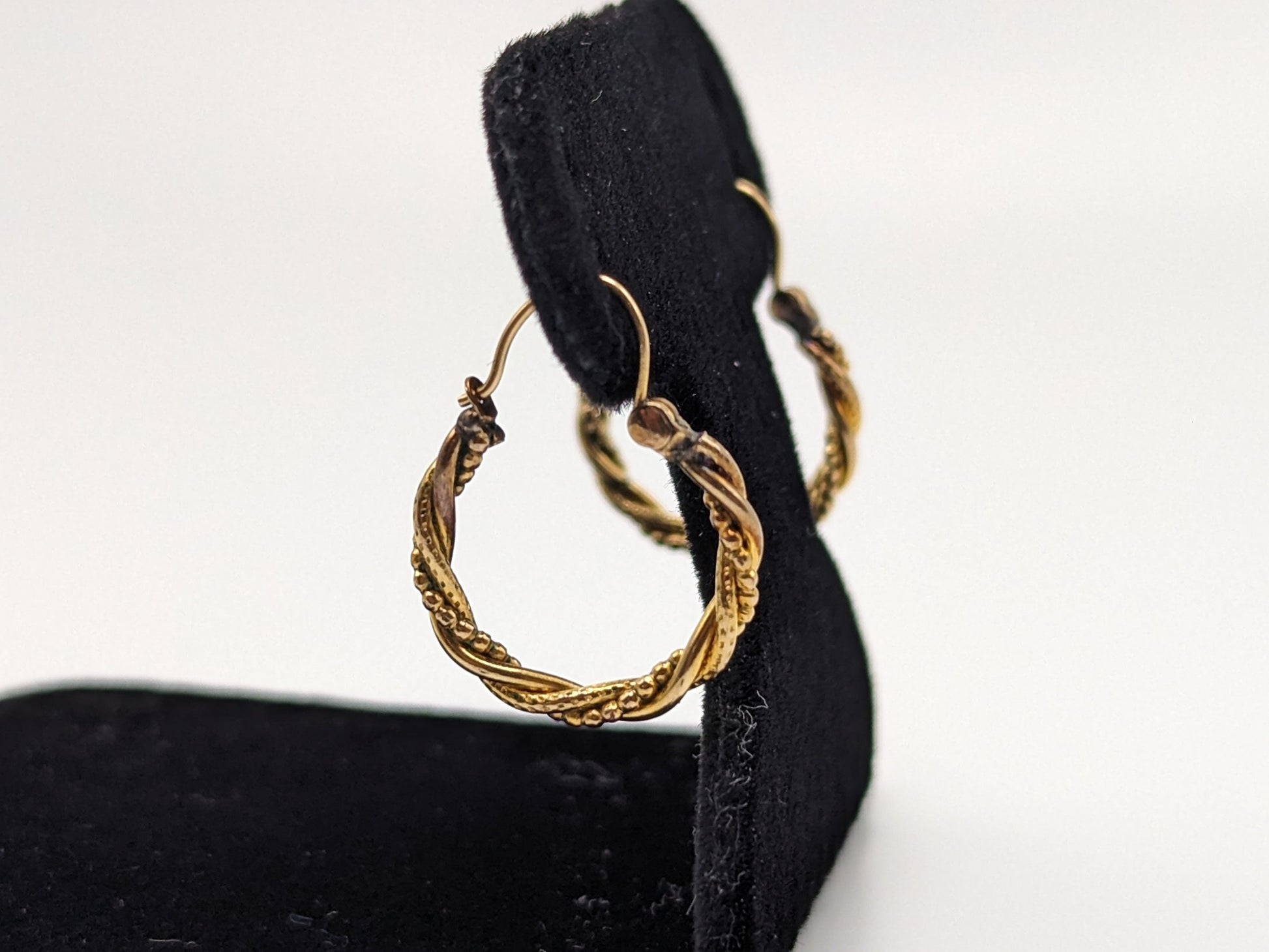 14k Gold Twisted Rope Hoop Earrings. Wire Hoop Earrings Real Solid 14K Yellow Gold