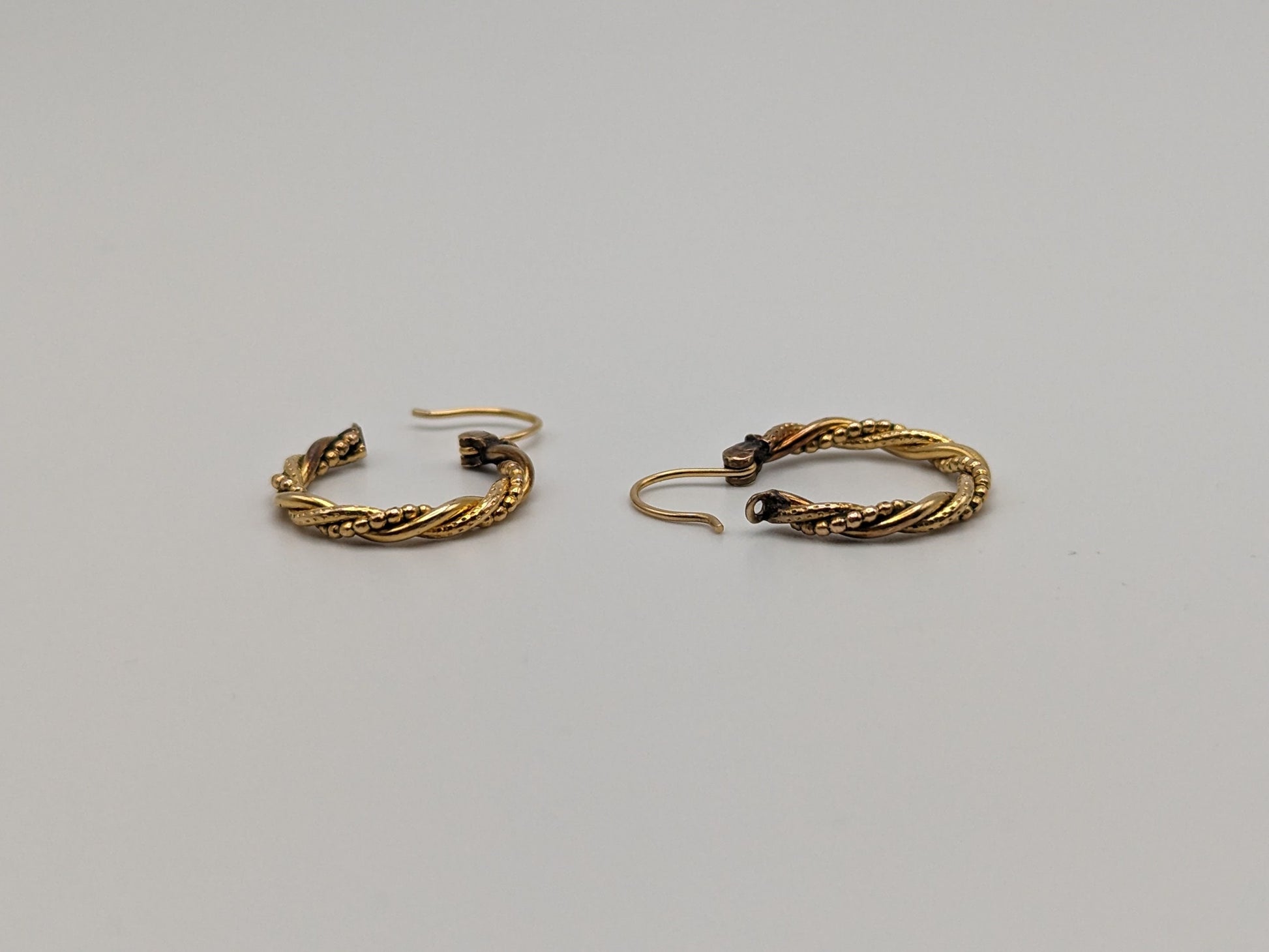 14k Gold Twisted Rope Hoop Earrings. Wire Hoop Earrings Real Solid 14K Yellow Gold