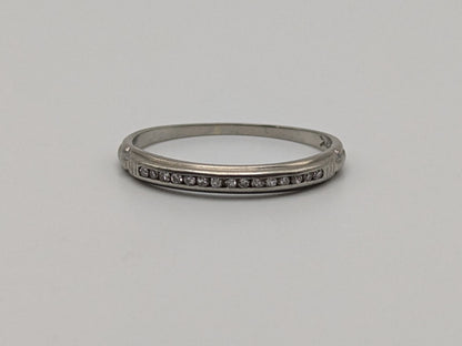 18k White Gold Diamond Ring Wedding Band Anniversary Promise Ring.