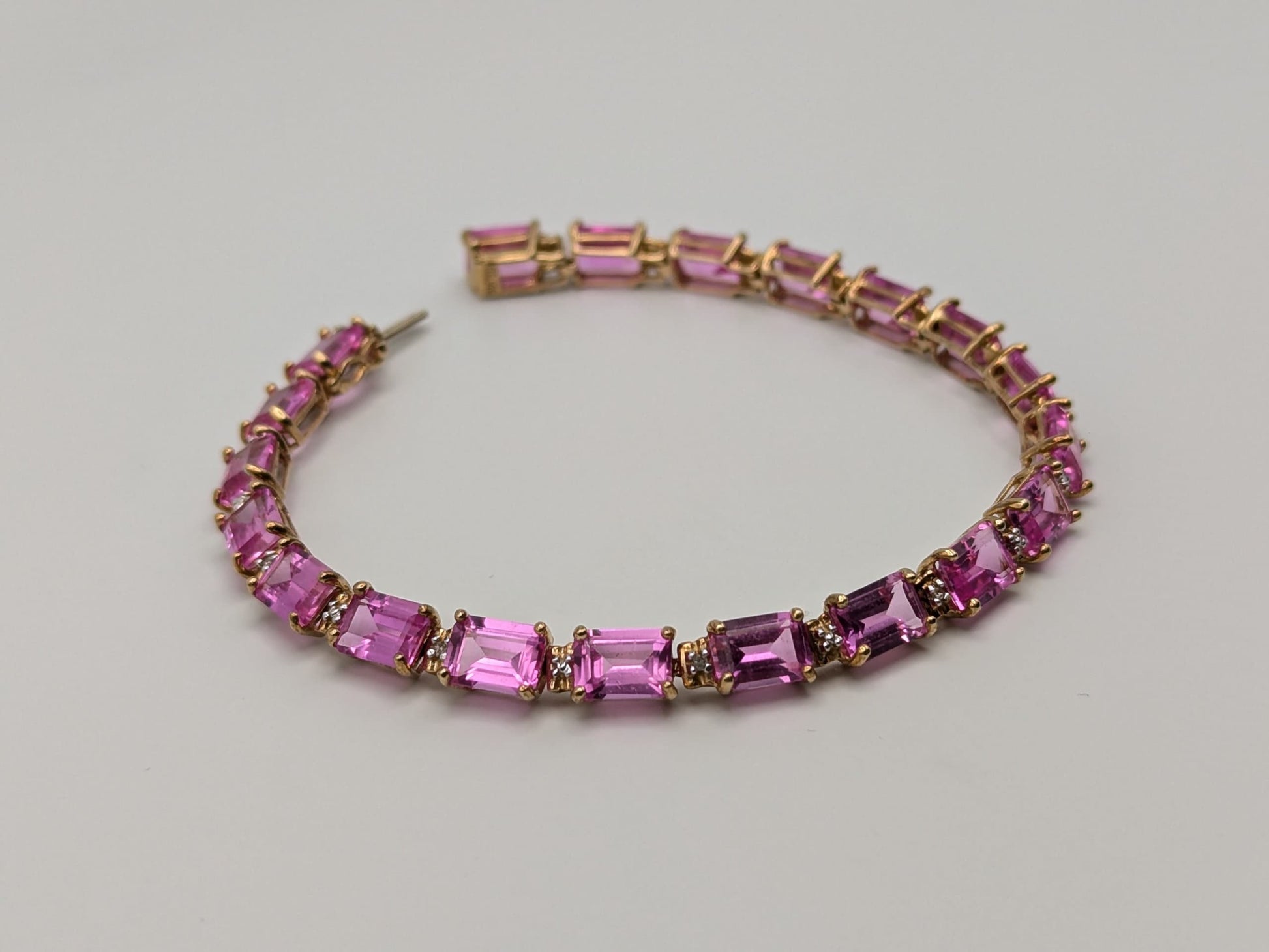 10kt Yellow Gold Pink Sapphire Diamond Tennis Bracelet 10.8 grams. Womens Sapphire Bracelet